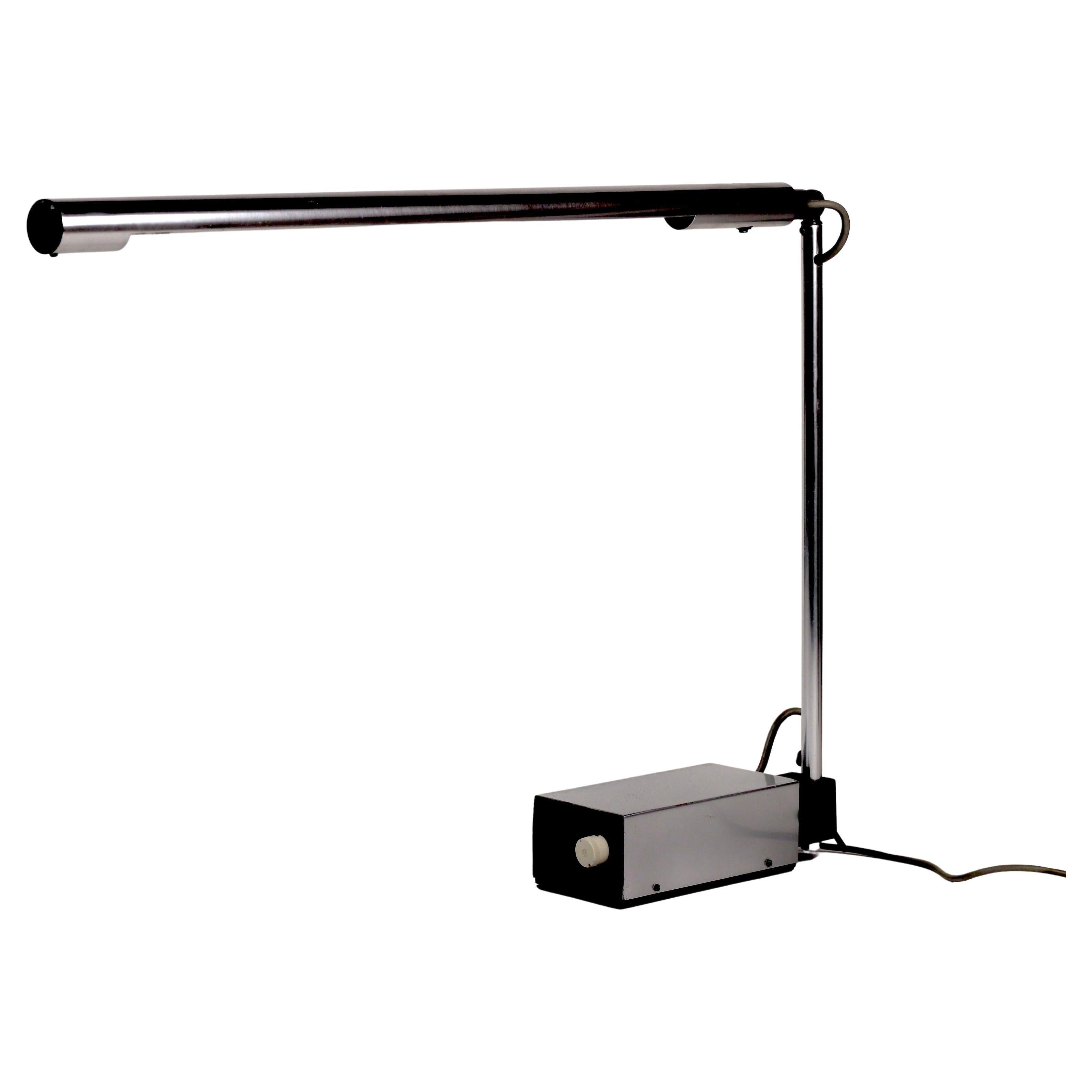 Gerald Abramovitz Best and Lloyd Aluminium Cantilever Desk Lamp model 41555 MK2