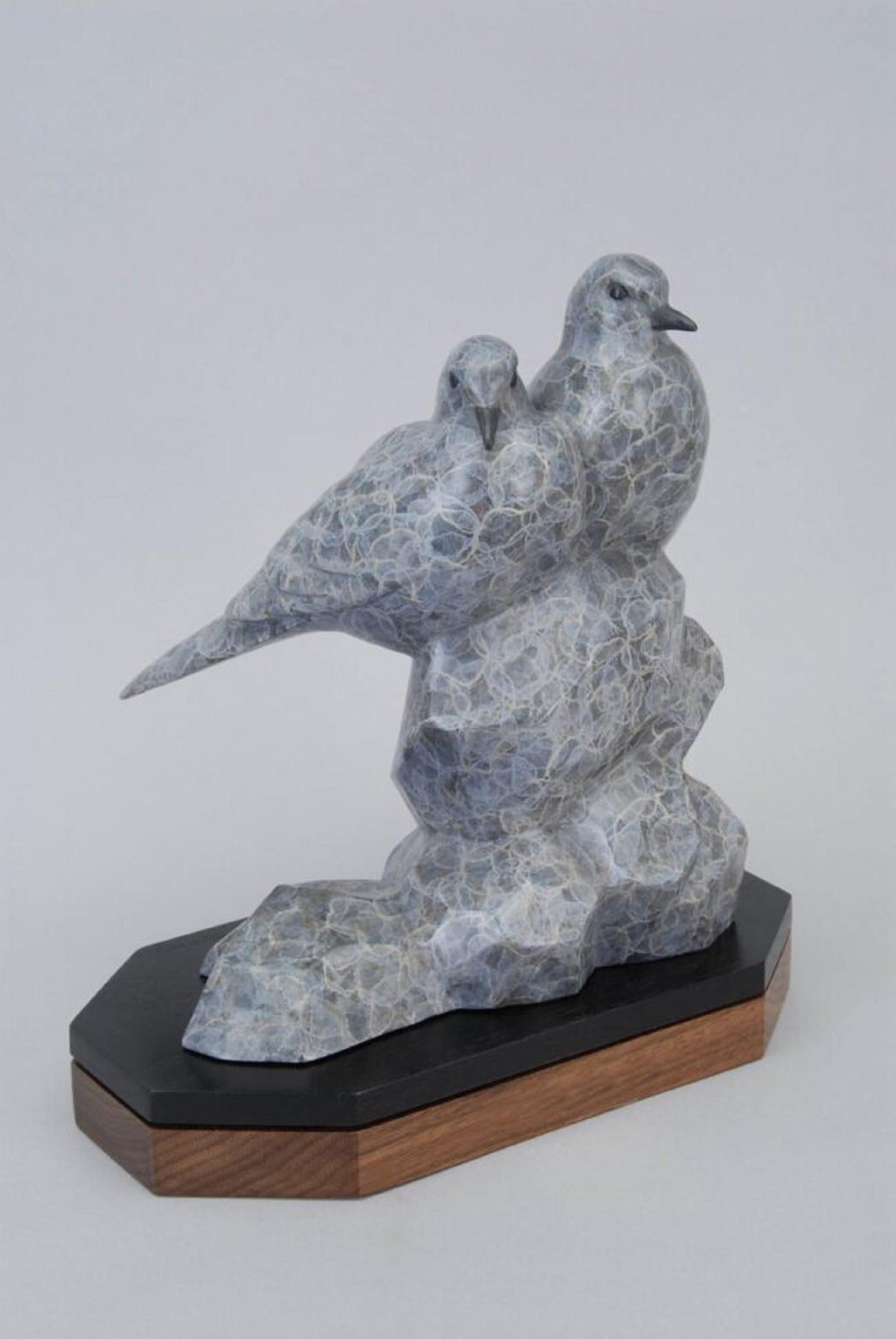 Lovey Dovey - Sculpture by Gerald Balciar
