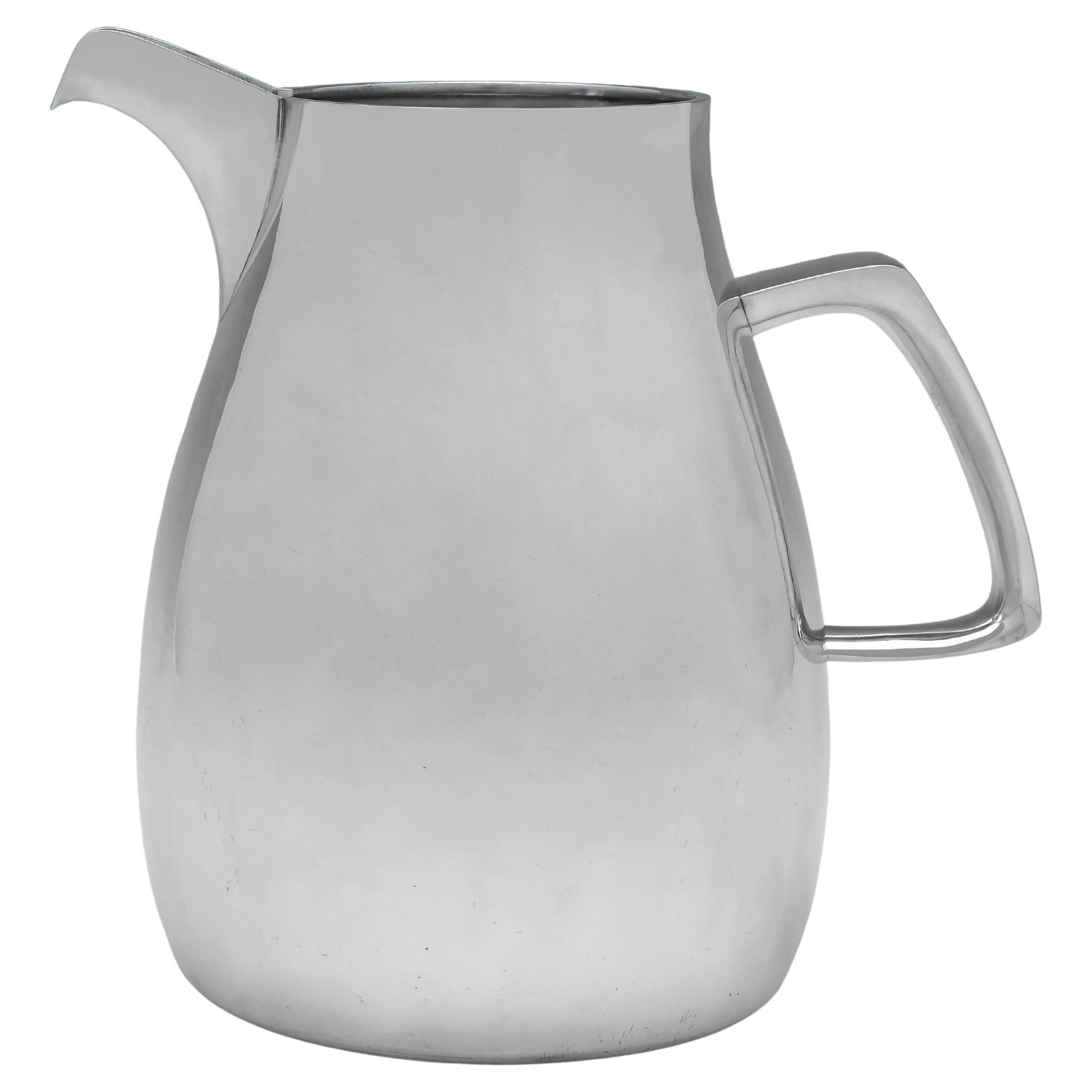 Gerald Benney - Large Modernist Silver Beer Jug or Water Jug - London 1965 For Sale