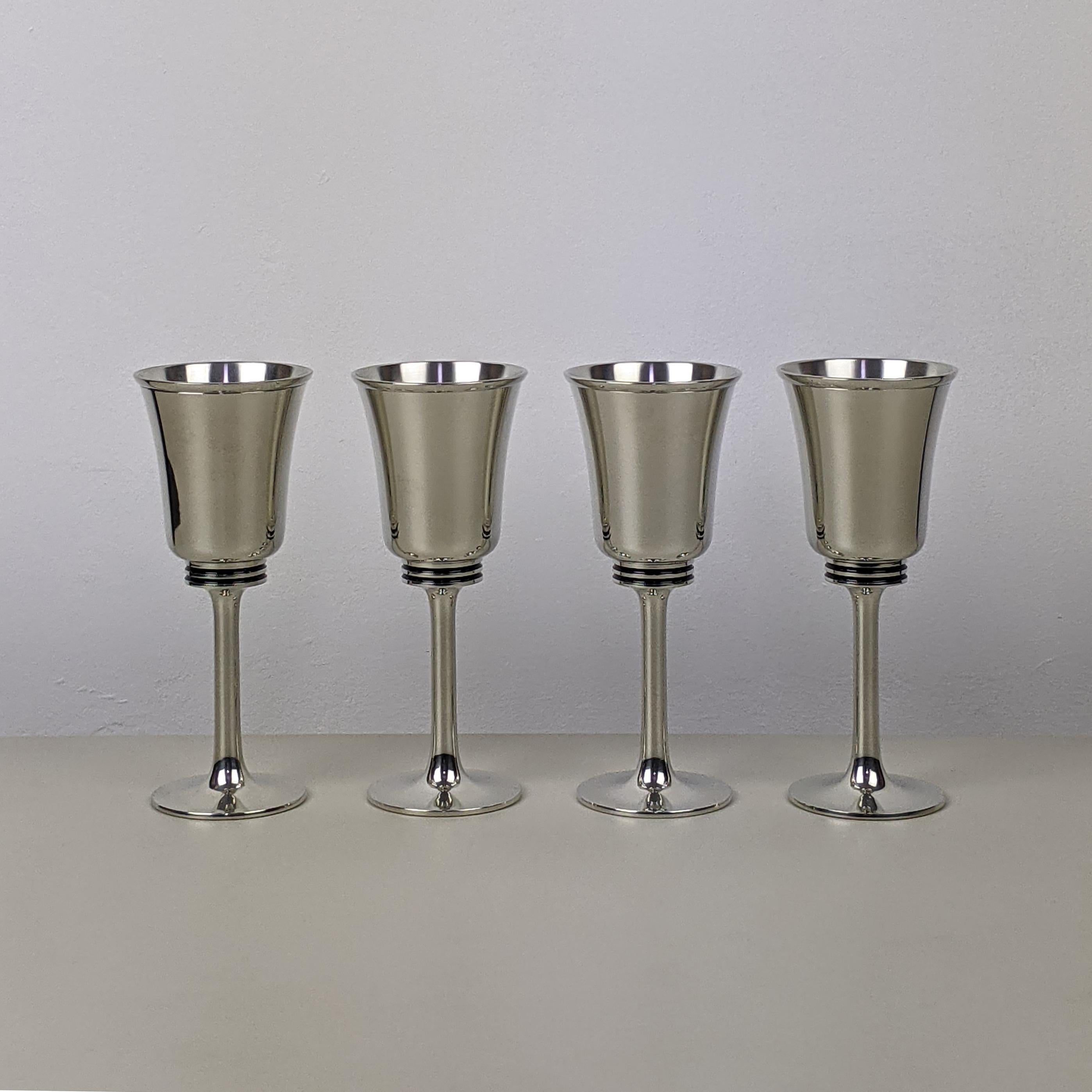 Satz von 4 Zinnkelchen von Gerald Benney für Selangor Pewter, ca. 1986, Karton unbenutzt (Moderne der Mitte des Jahrhunderts) im Angebot