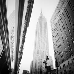 Victorias Secret Shop, New York City, black and white photography, cityscape
