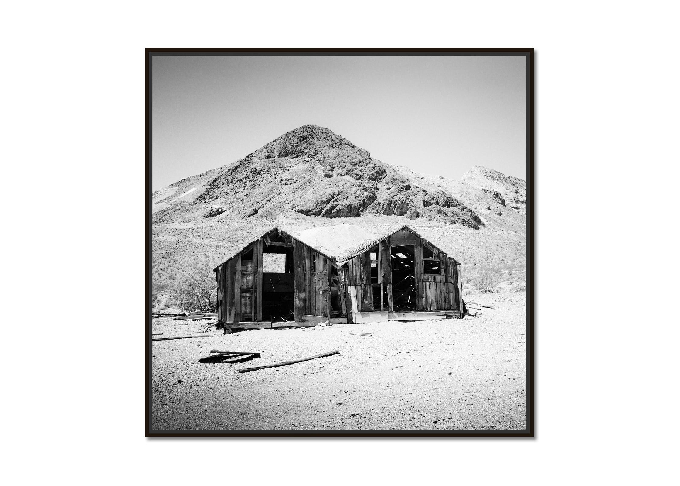 Abandoned, House, Desert, Arizona, USA, black and white landscape photography - Photograph by Gerald Berghammer