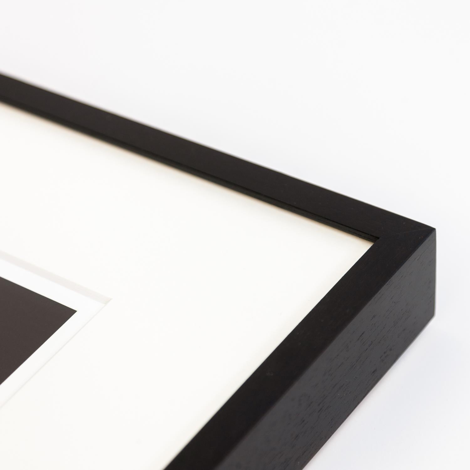 Gerald Berghammer - Limited Edition 1/9
Archival Pigment Ink Print, Printed 2021
Signed, numbered, dated by Artis.
Handmade wood frame, black, natural white archival Passepartout, anti-reflection white glass, UV 70, metal corners for wall