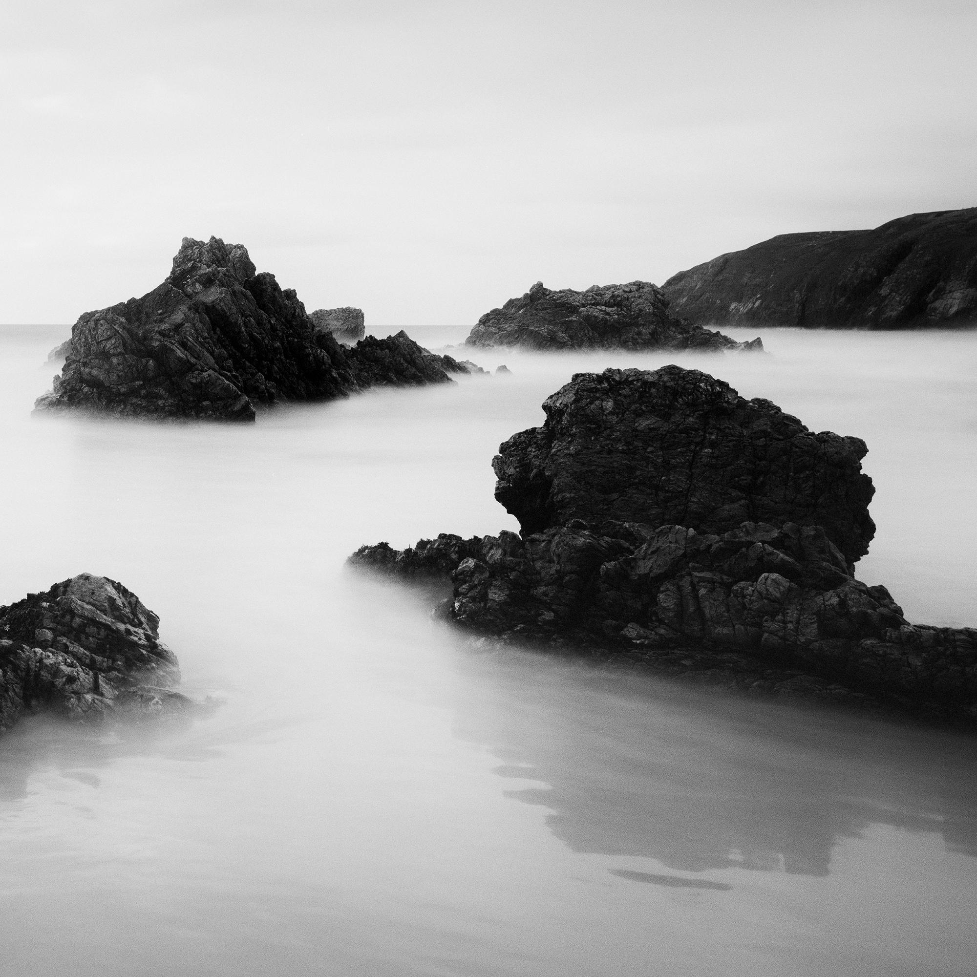 Plage Whiting, littoral, Écosse, photographie de paysage en noir et blanc en vente 6