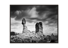Balanced Rock, Parco Nazionale di Arches, fotografia in bianco e nero, paesaggio artistico