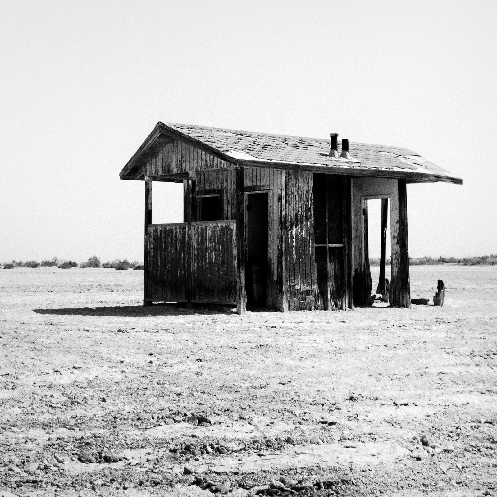 Badhaus, Salton Sea, Kalifornien, USA, Schwarz-Weiß-Landschaftsfotografie im Angebot 5
