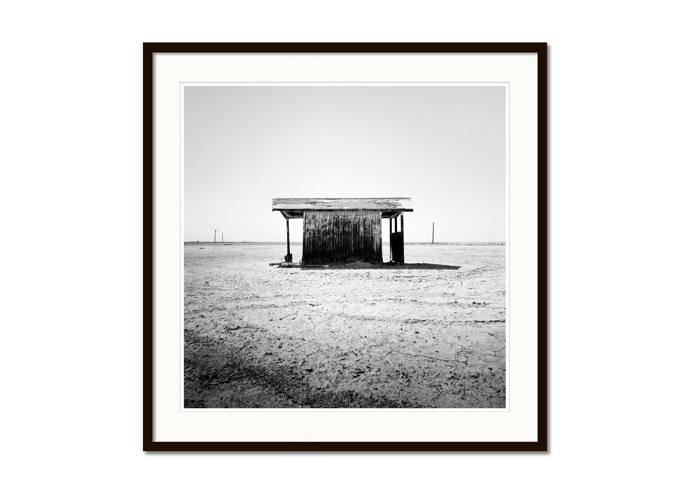 Badhaus, Salton Sea, Kalifornien, USA, Schwarz-Weiß-Landschaftsfotografie (Grau), Black and White Photograph, von Gerald Berghammer