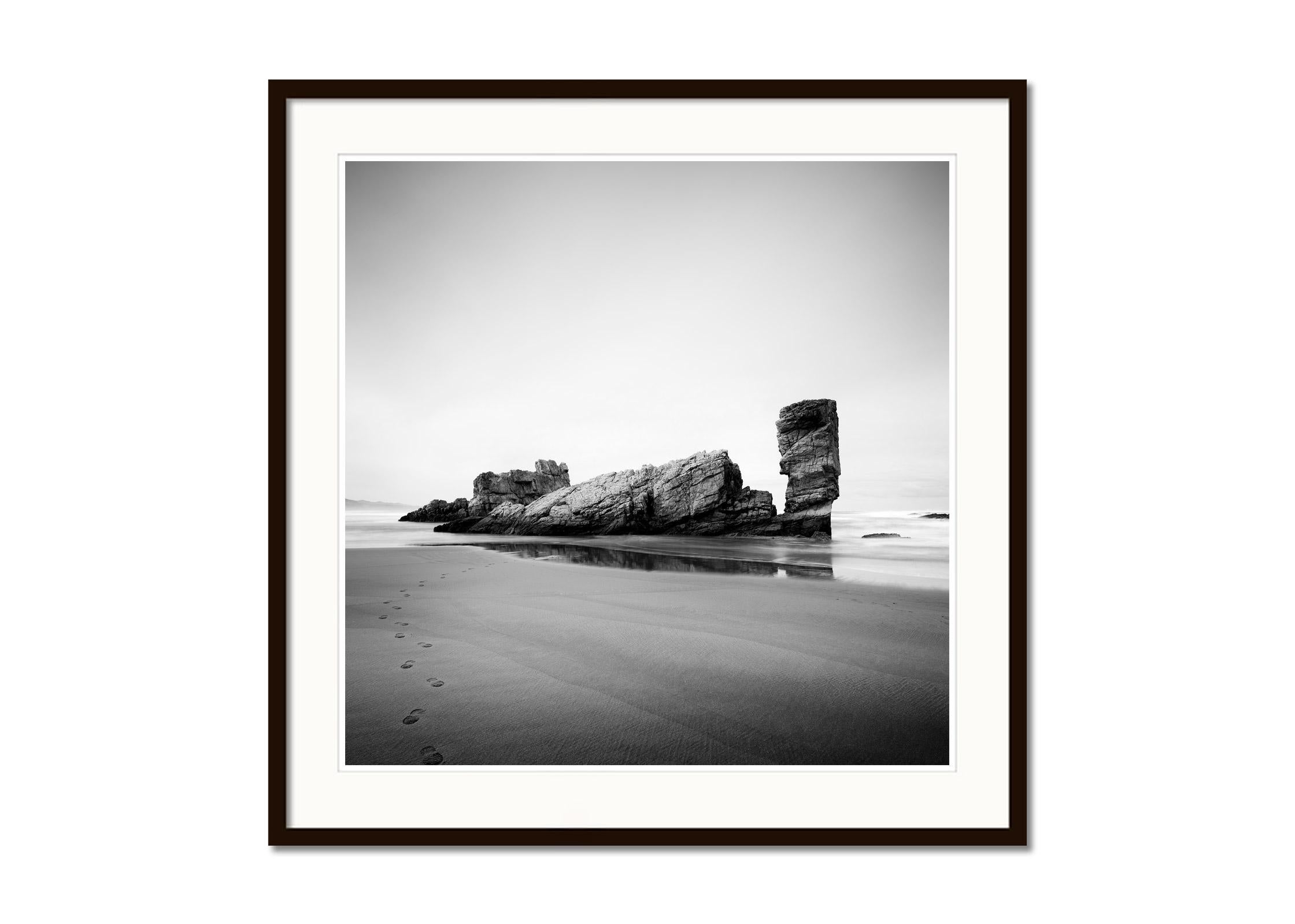 Photographie d'art en noir et blanc, longue exposition, paysage aquatique - paysage. Tirage à l'encre pigmentaire d'archives faisant partie d'une édition limitée à 7 exemplaires. Tous les tirages de Gerald Berghammer sont réalisés sur commande en