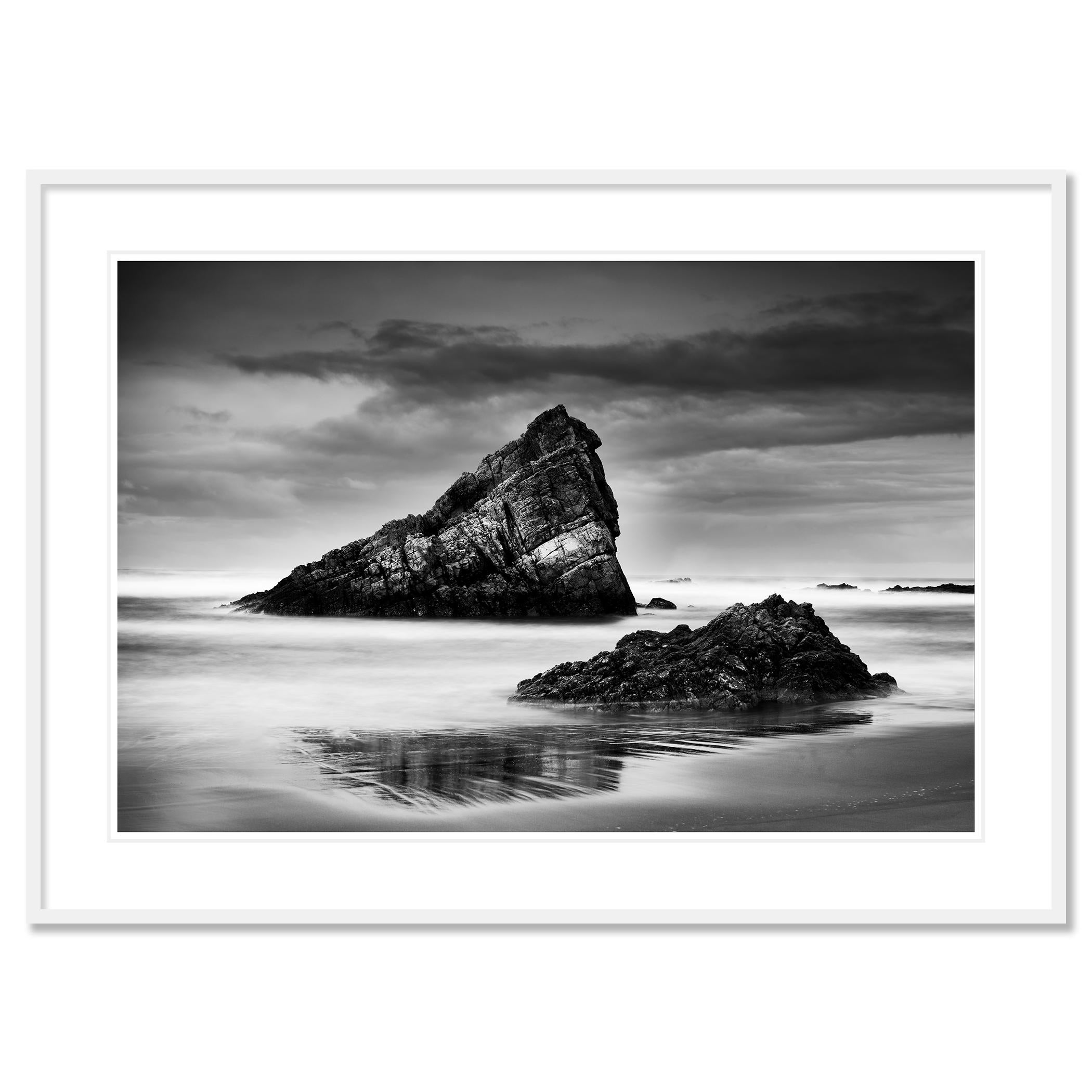 Paisaje acuático de larga exposición en blanco y negro - fotografía de paisaje. Impresión con tinta de pigmento de archivo en una edición limitada de 7 ejemplares. Todas las impresiones de Gerald Berghammer se realizan por encargo en ediciones