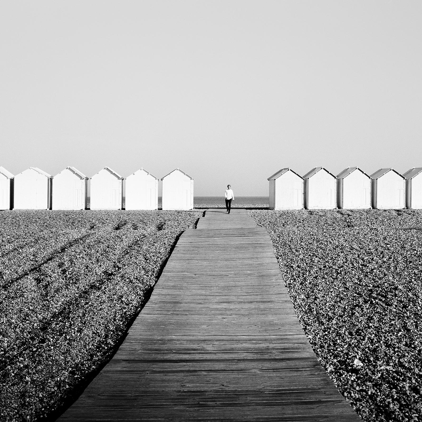 Beach Huts Panorama, Schwarz-Weiß-Fotografie, Landschaft, limitierte Auflage im Angebot 4
