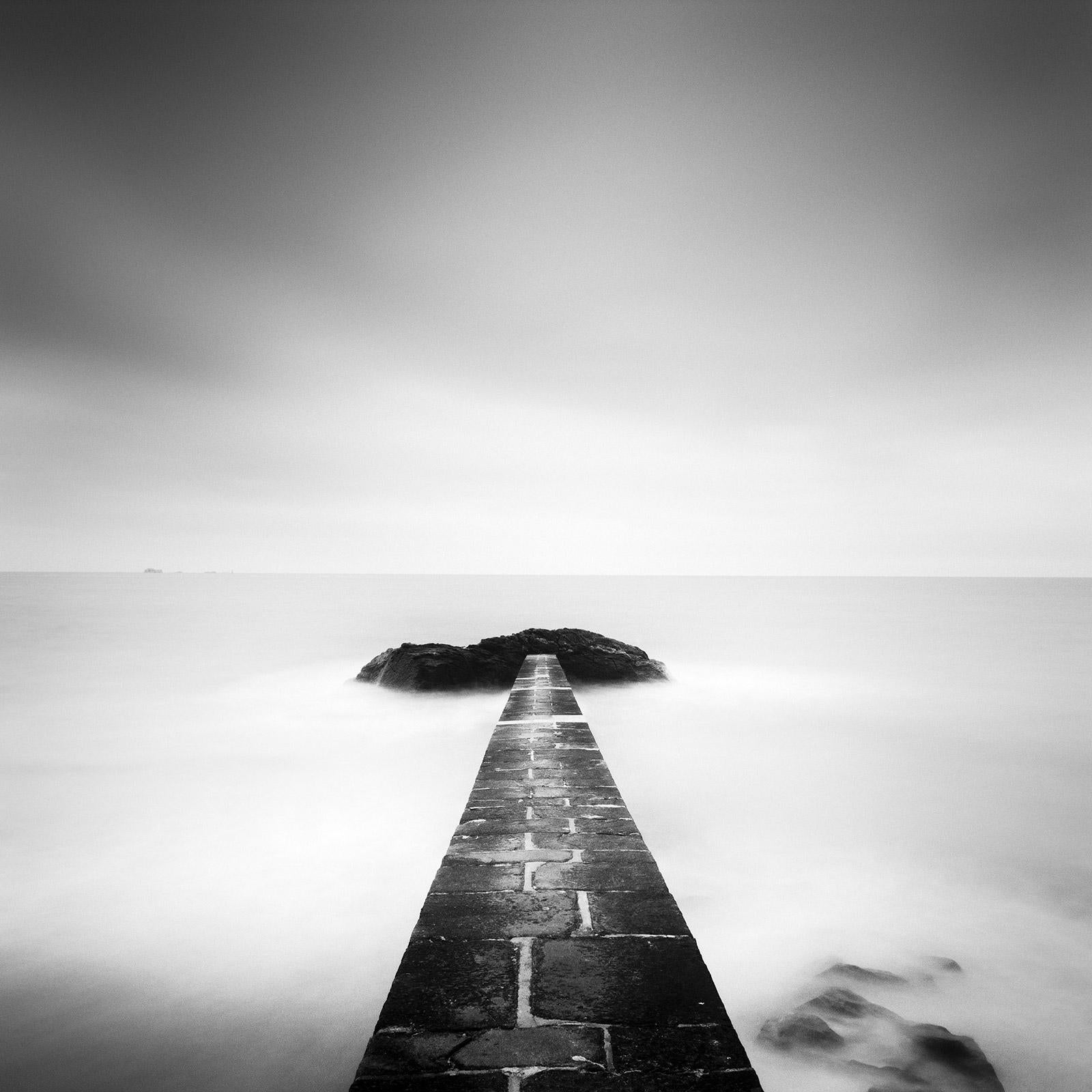 Black End, Pier, Ozean, Normandie, France, black and white waterscape art print