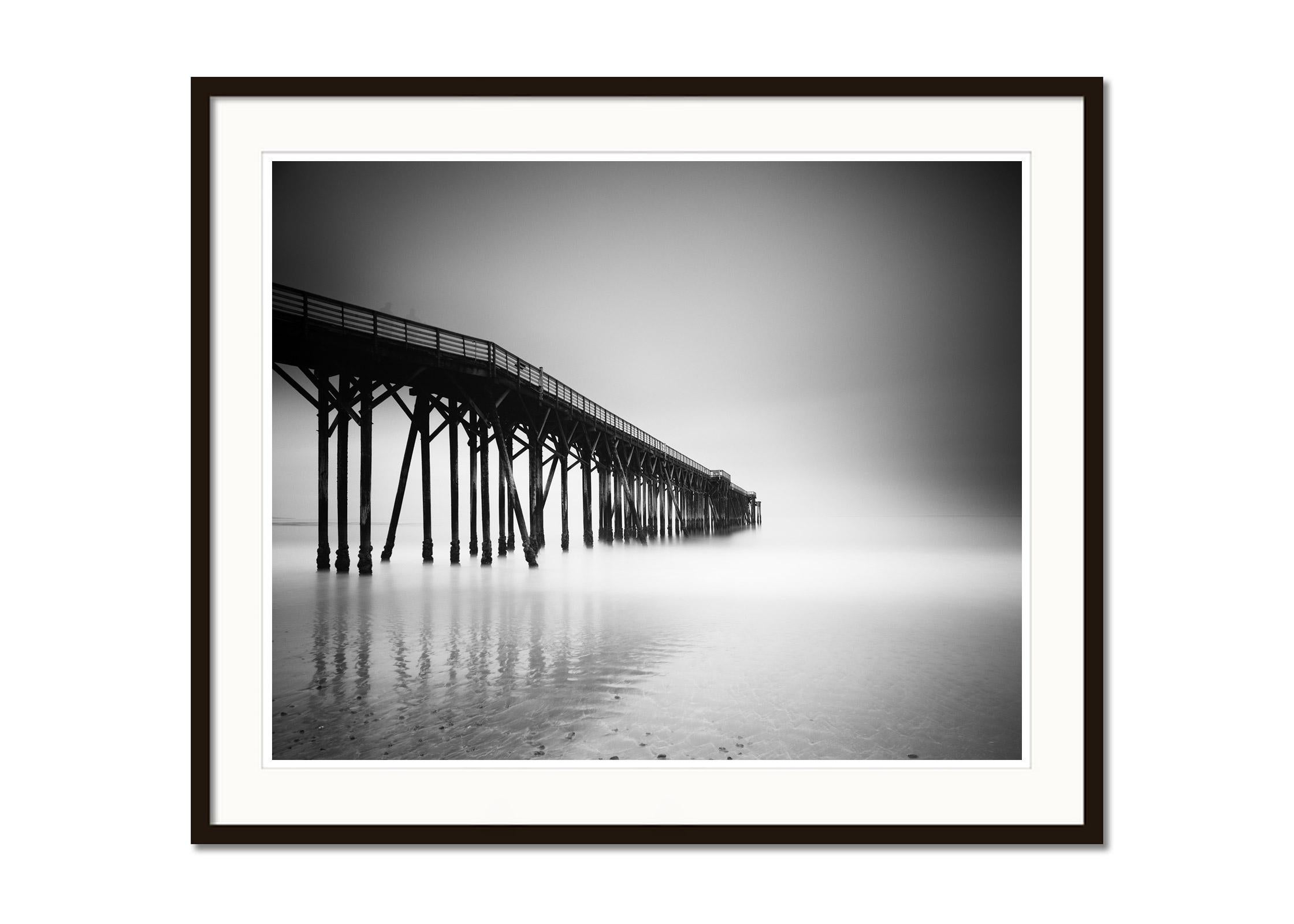 black and white pier pictures