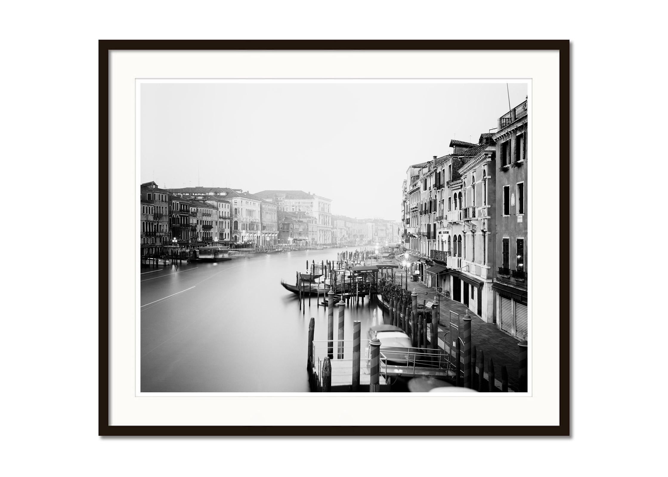 Canal Grande, Rialto Bridge View, Venice, black and white landscape photography - Gray Landscape Photograph by Gerald Berghammer