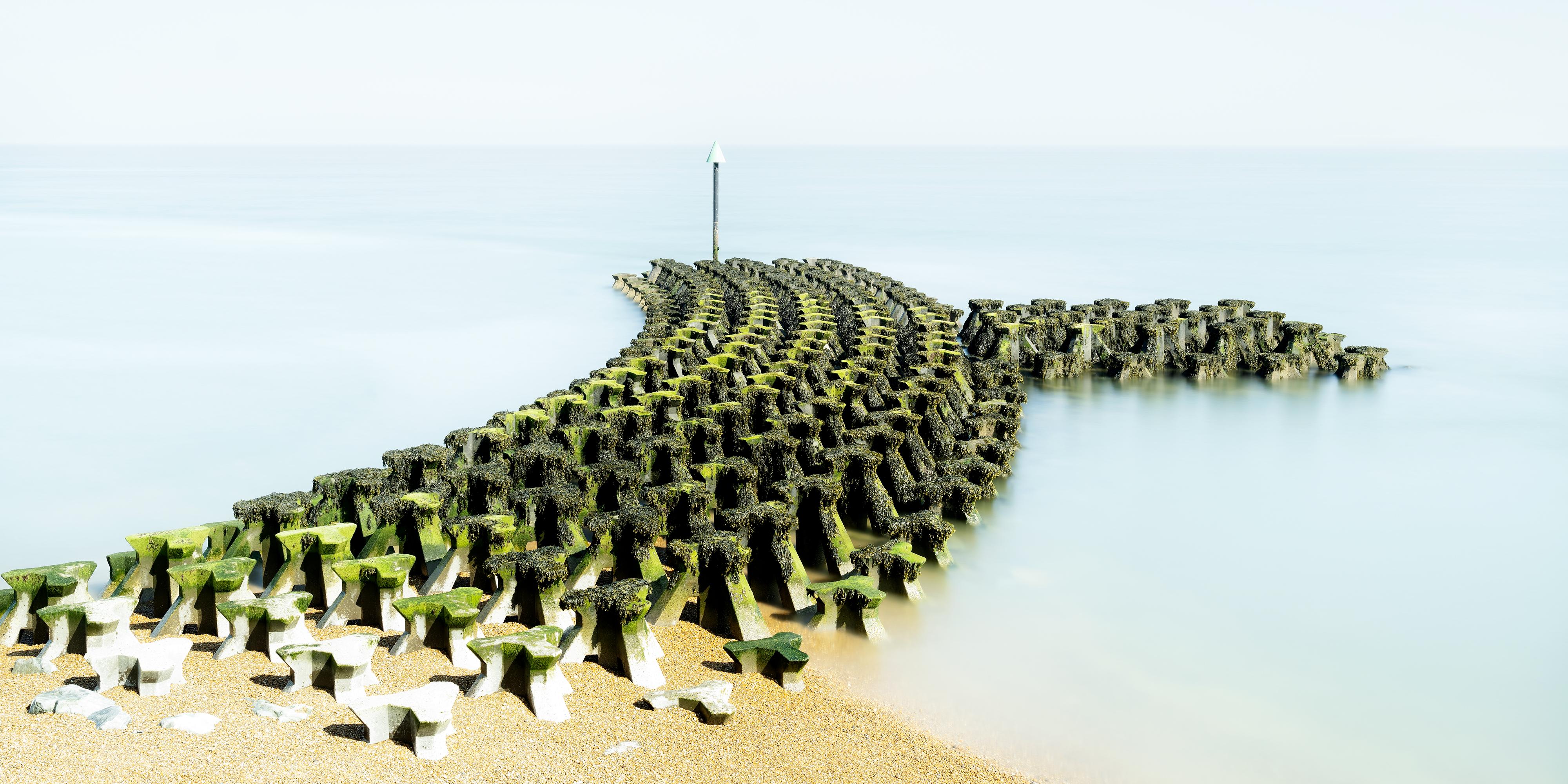 Cobbold’s Point – Minimalistische Meereslandschaftsfotografie in limitierter Auflage