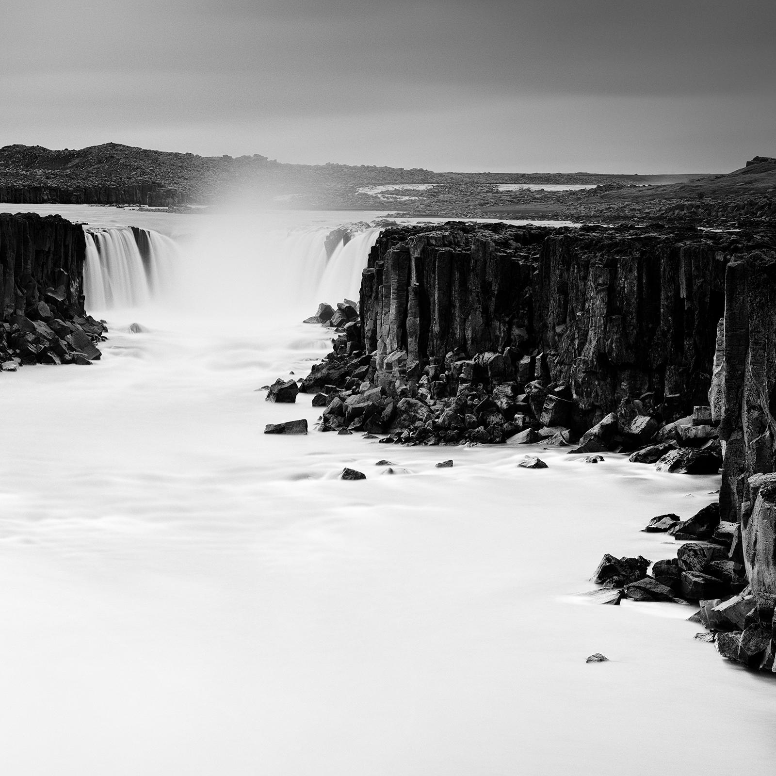 Dettifoss, Wasserfall, Island, Schwarz-Weiß-Fotografie, bildende Kunst, Landschaft im Angebot 5