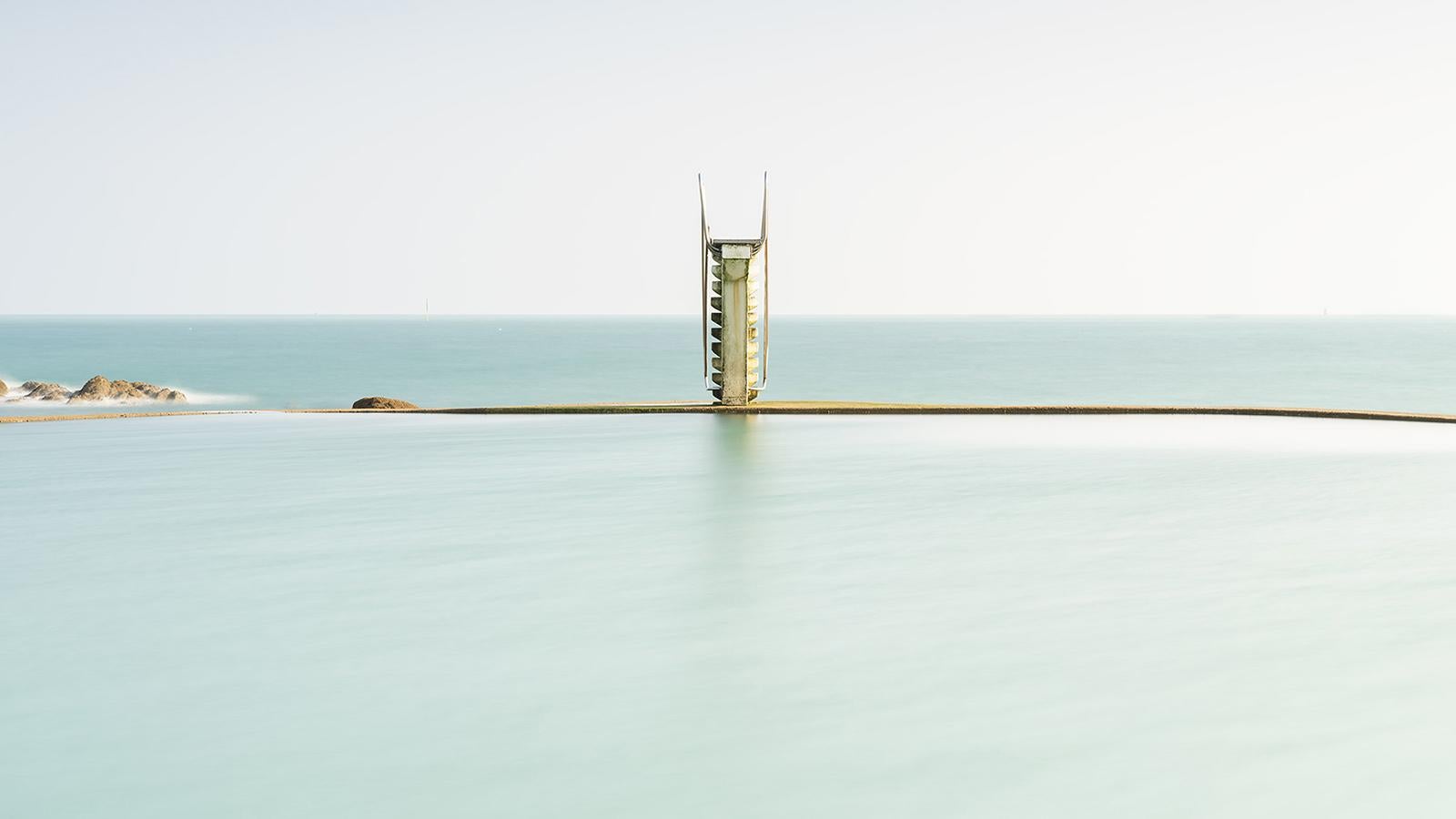 Gerald Berghammer Color Photograph – Diving Plateau Panorama, Farbfotografie im Großformat, Meereslandschaft, limitierter Druck