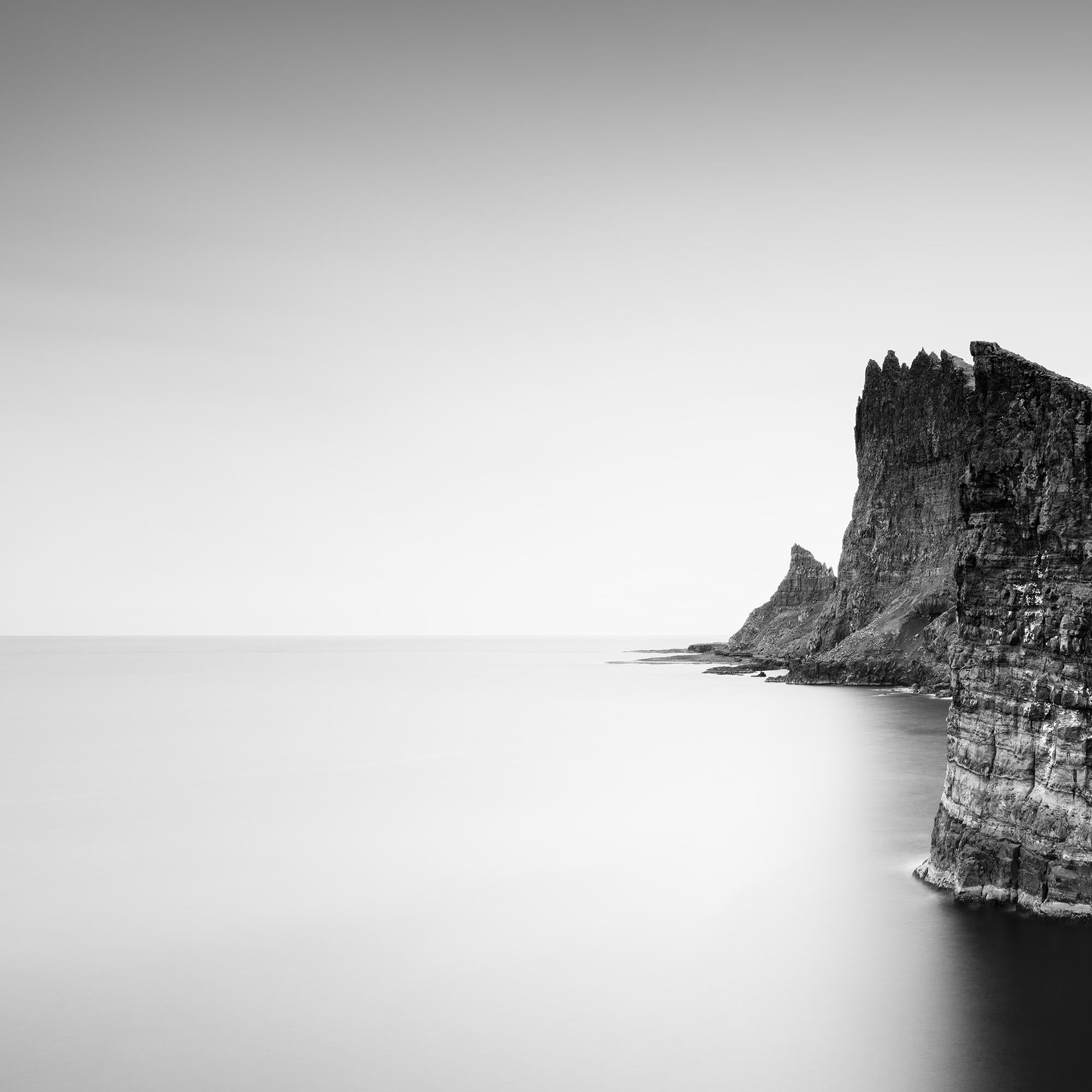 Arco marino di Drangarnir Panorama delle Isole Faroe in vendita 5