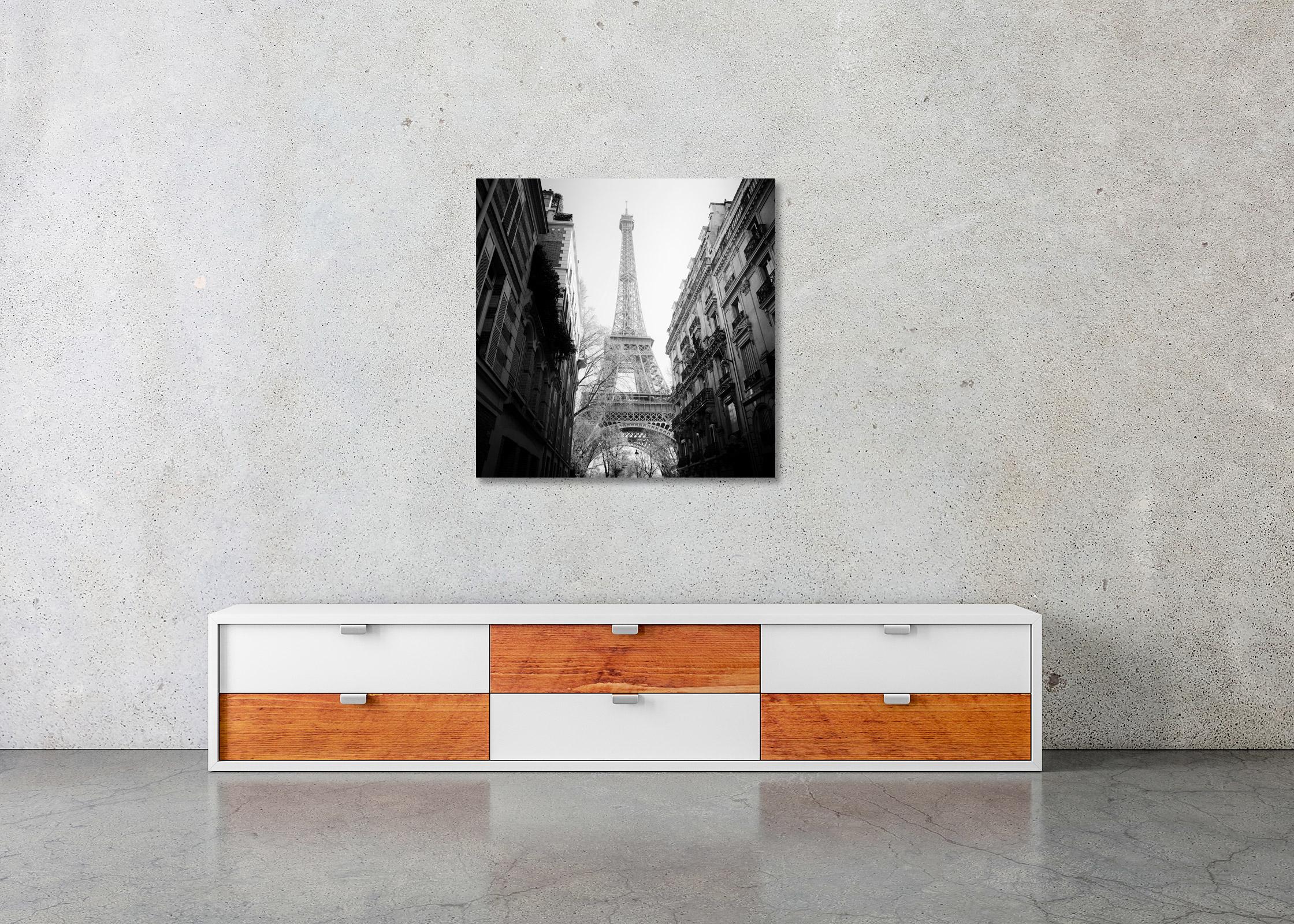 Black and White Fine Art Cityscape Photography. Archival pigment ink print, edition of 9. Signed, titled, dated and numbered by artist. Certificate of authenticity included. Printed with 4cm white border.
International award winner photographer -