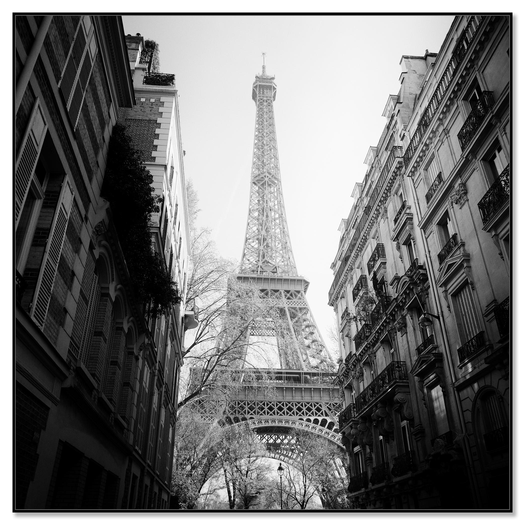 Tour Eiffel, détail d'architecture, Paris, photographie noir et blanc, paysage urbain en vente 1