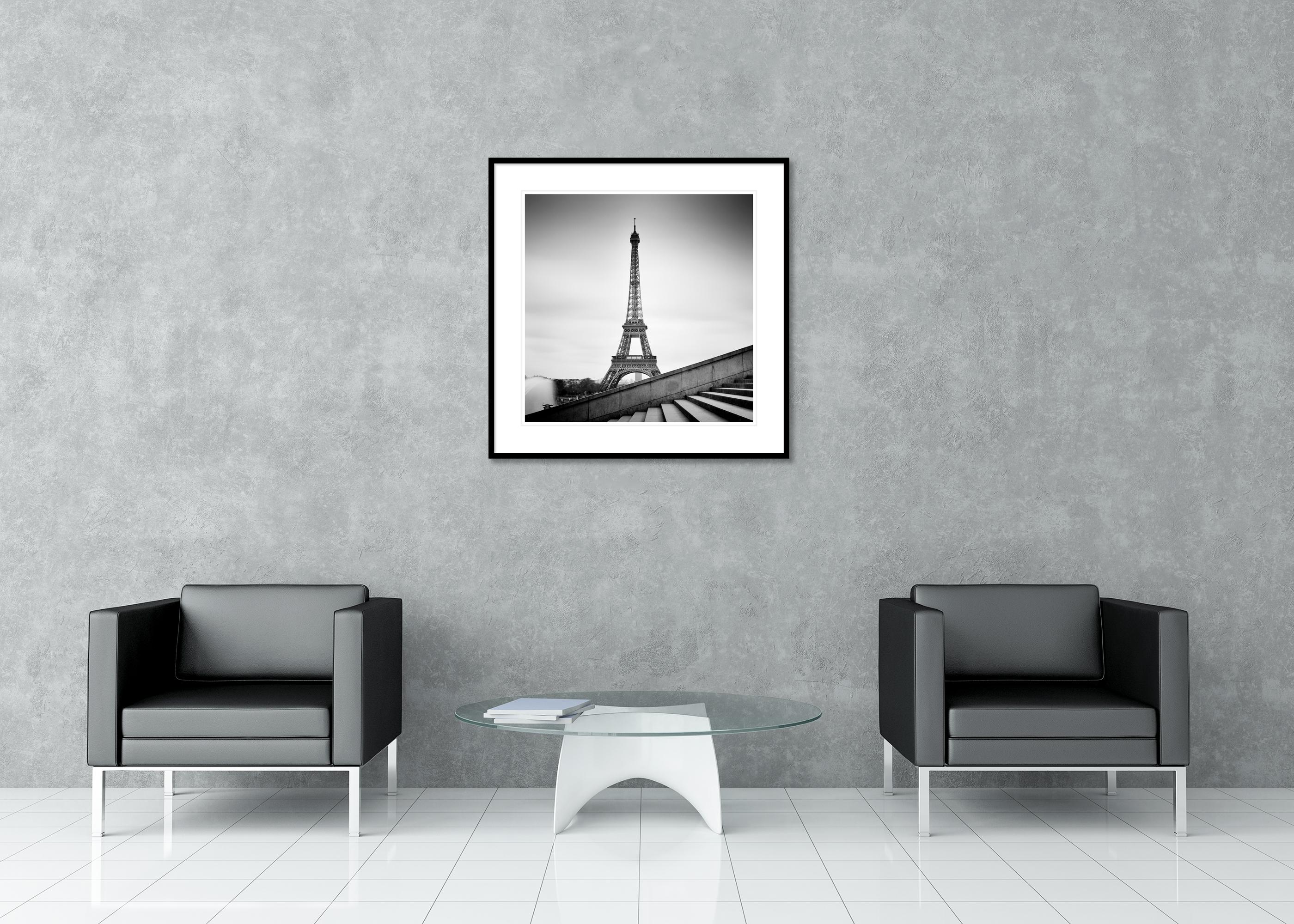 Tour Eiffel, escaliers du Trocadéro, Paris, noir et blanc, paysage urbain, impression en vente 2