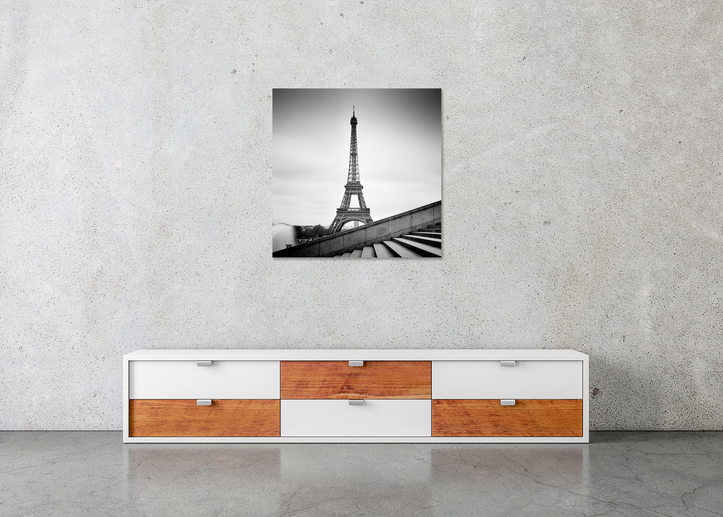 Tour Eiffel, escaliers du Trocadéro, Paris, noir et blanc, paysage urbain, impression en vente 4