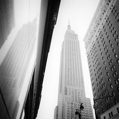 Empire State Building, New York City, États-Unis, photographie en noir et blanc