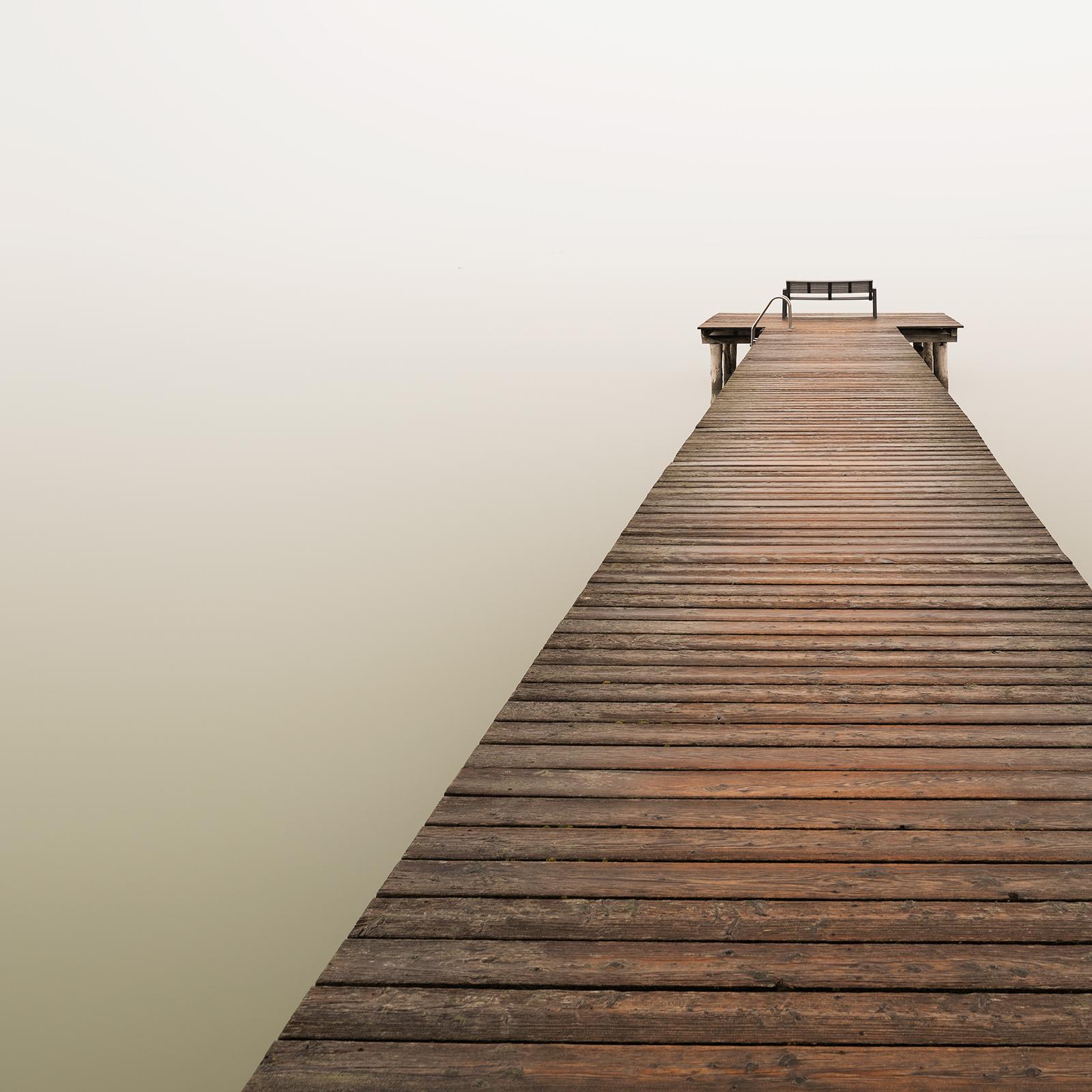 Fog over the Lake, Farbfotografie, limitierte Auflage, Seestücke, lange Belichtungszeit im Angebot 3