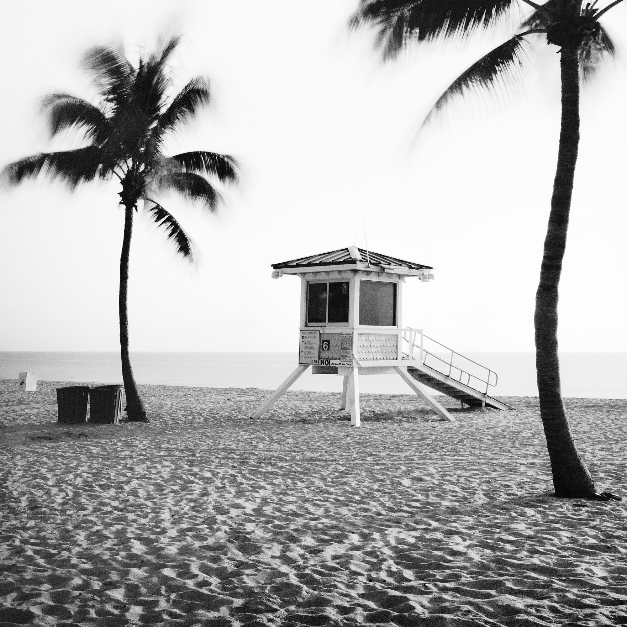 Fort Lauderdale Beach, Florida, monochrome Landschaft, Druck in limitierter Auflage im Angebot 5