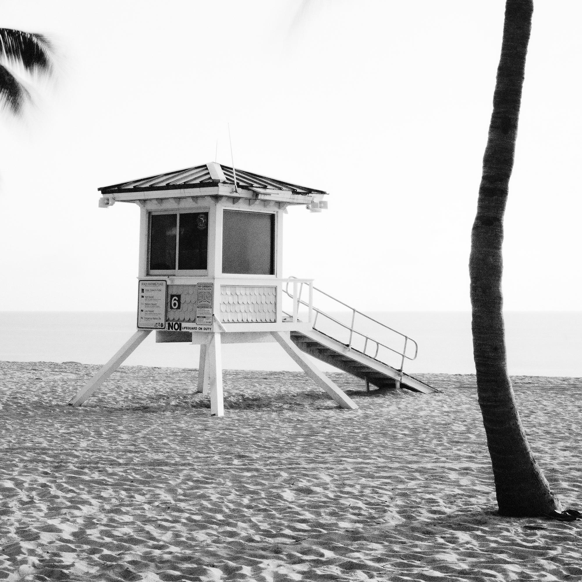 Fort Lauderdale Beach, Florida, monochrome Landschaft, Druck in limitierter Auflage im Angebot 7
