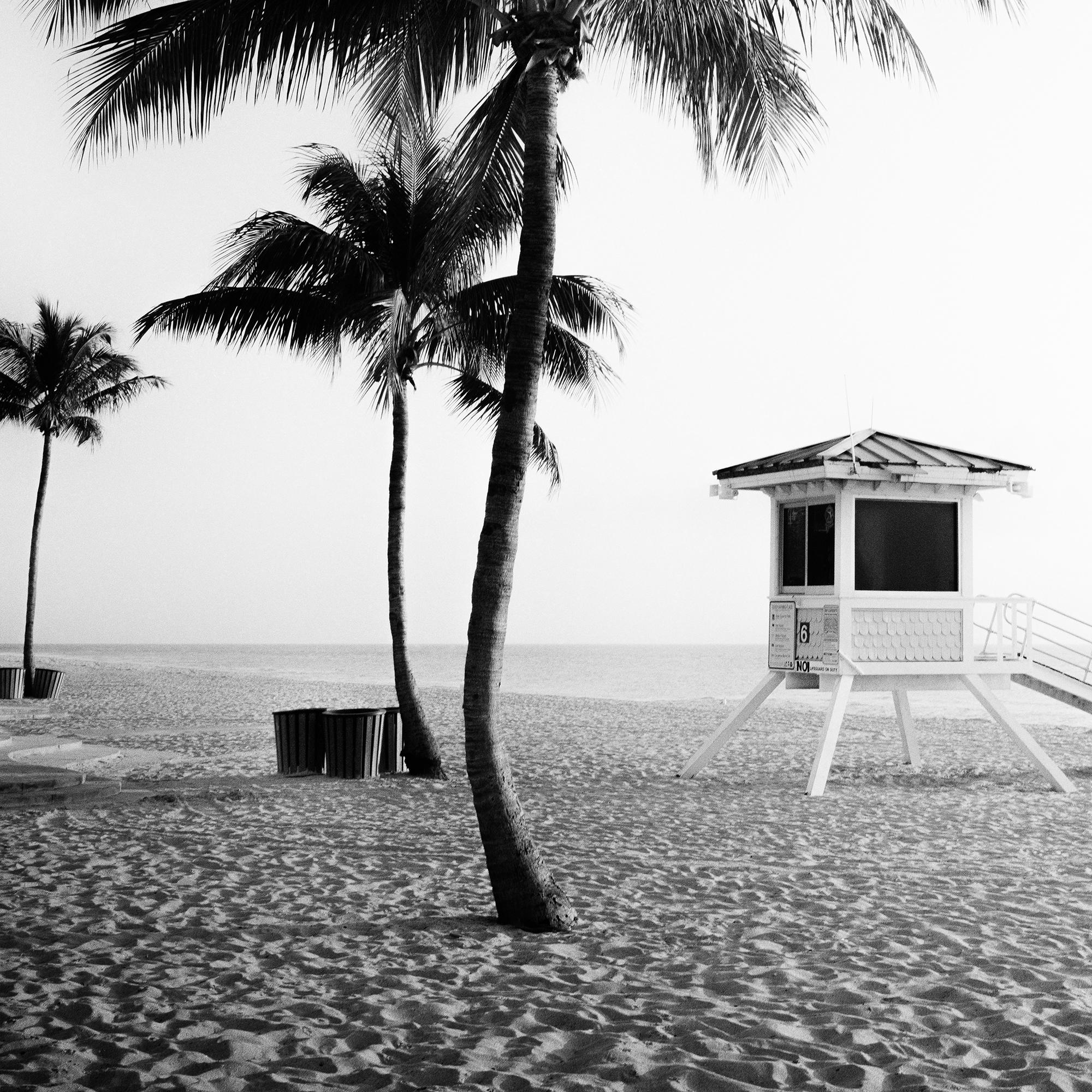 Playa de Fort Lauderdale, Florida, EE.UU., foto monocroma, impresión en edición limitada en venta 3