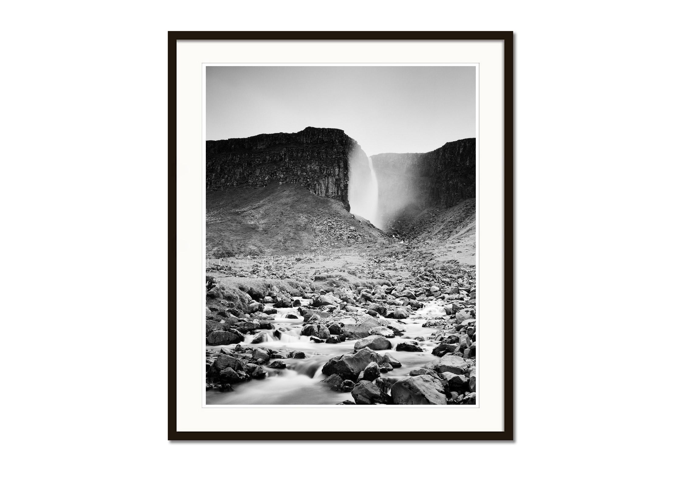 Foss, Waterfall, Mountain Stream, Iceland, b&w fine art, landspace photography en vente 2
