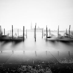 Free Space canal grande gondola Venedig black and white landscape photography