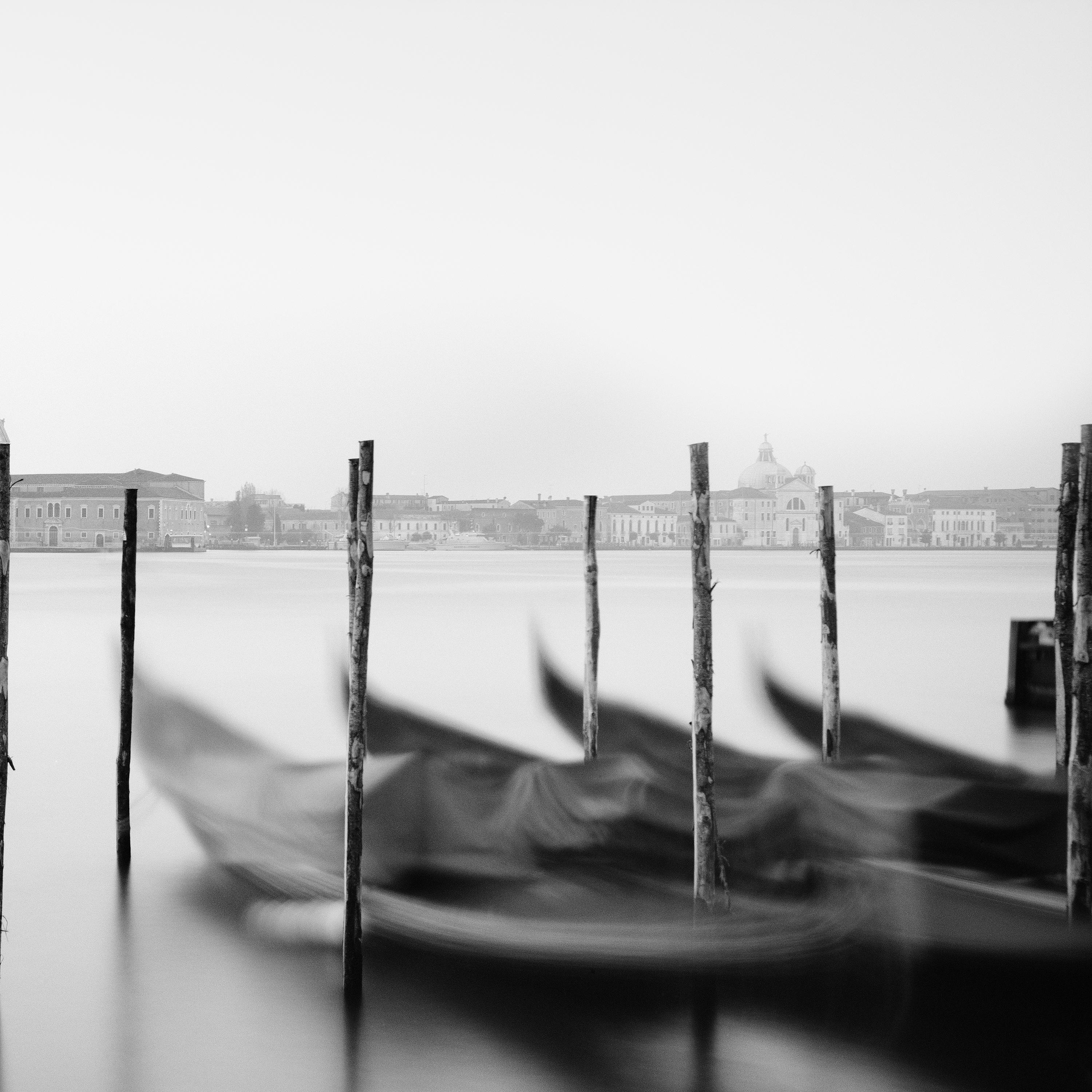 Free Space Panorama, Gondola, Venice, black & white, landscape photography print For Sale 5