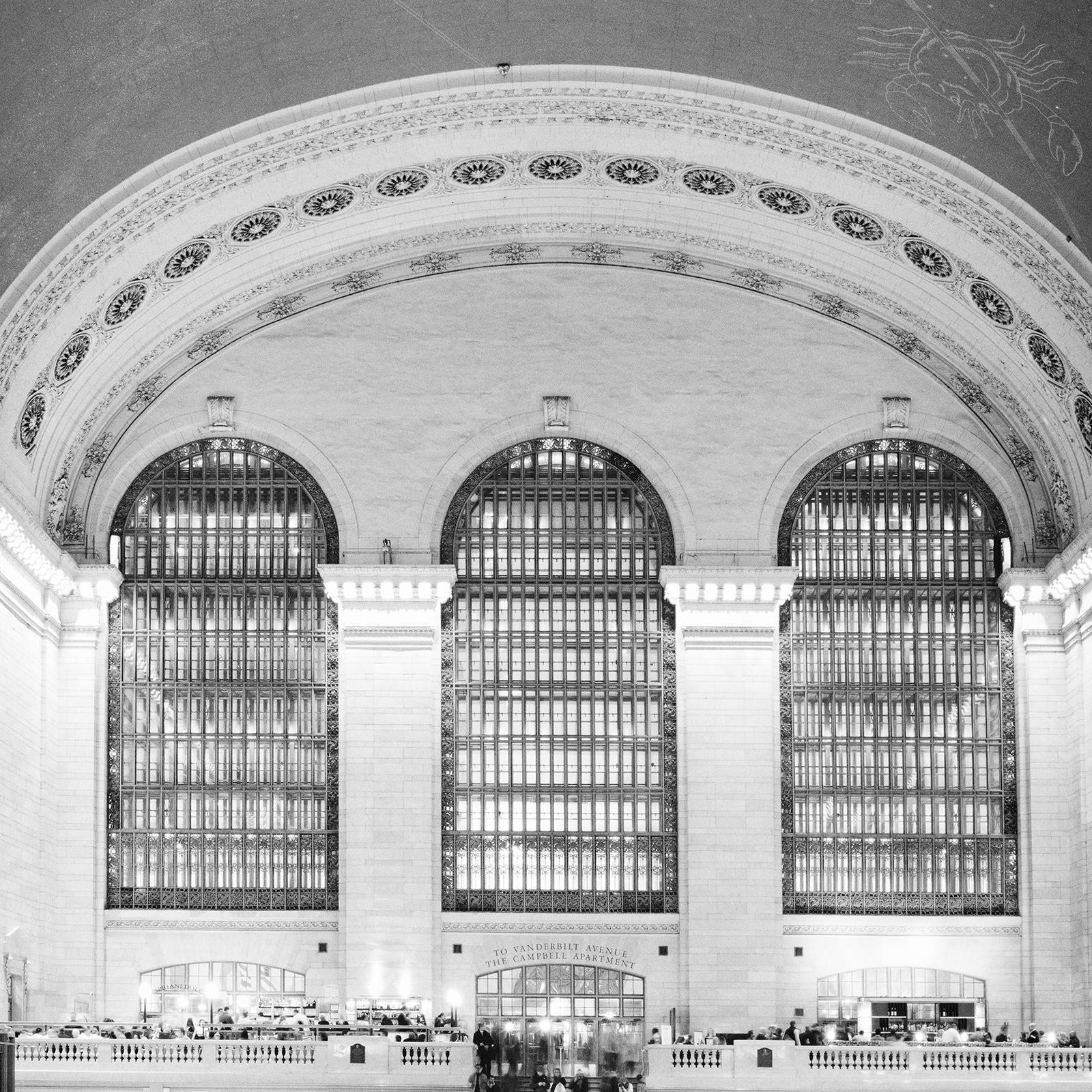 Grand Central Station, New York City, Schwarz-Weiß-Fotografie, Stadtlandschaft im Angebot 6