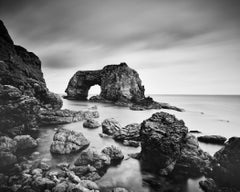 Great Pollet Sea Arch, Irische Atlantic Küste, Irland, Schwarz-Weiß-Kunstfoto