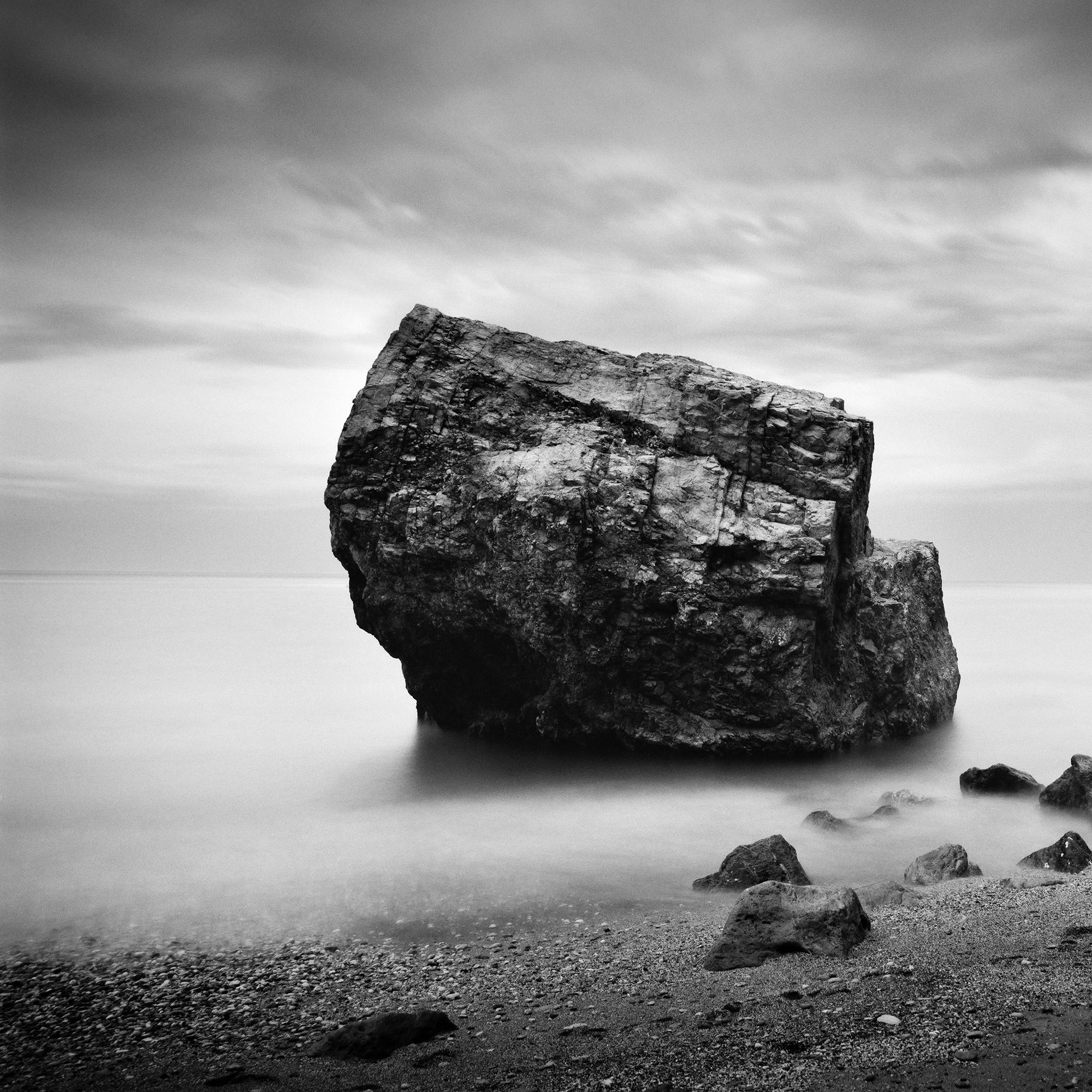 Great Rock, Beach, Espagne, photo noir et blanc, paysage, édition limitée en vente 5