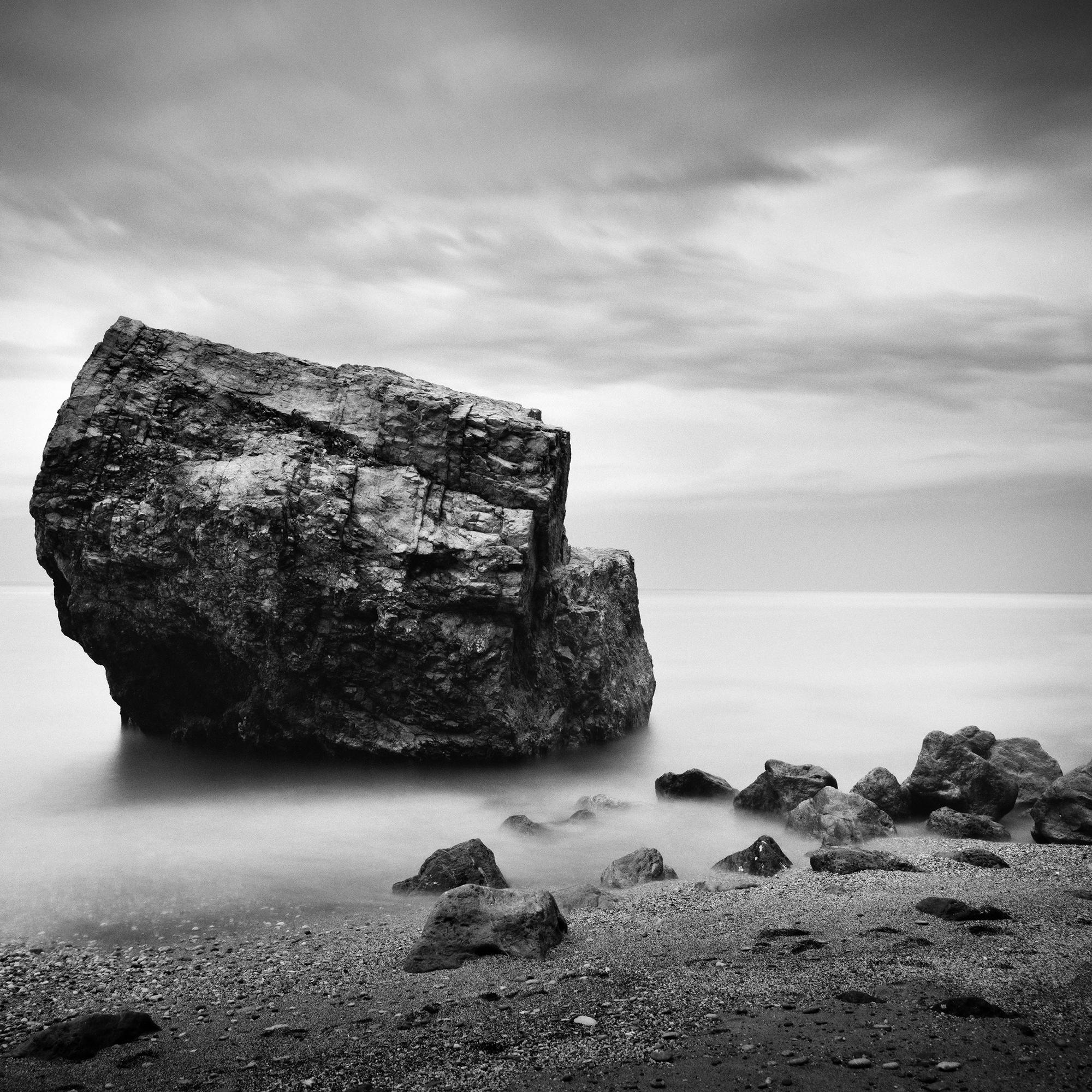 Great Rock, Beach, Espagne, photo noir et blanc, paysage, édition limitée en vente 6