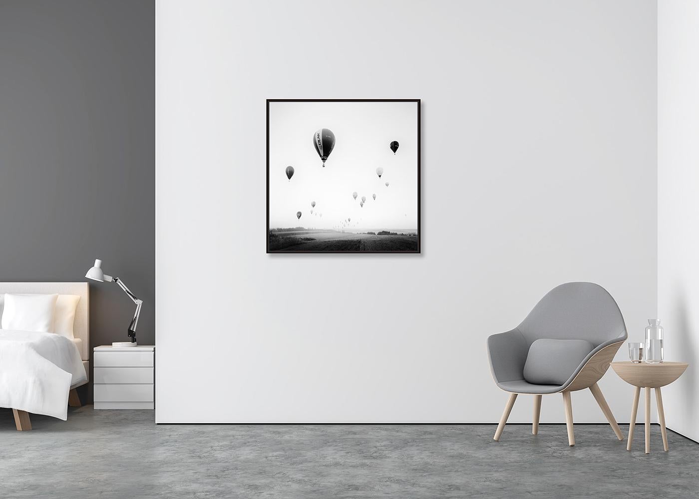 Hot Air Ballon, Weltmeisterschaft, Schwarz-Weiß-Fotografie, limitierte Auflage (Zeitgenössisch), Photograph, von Gerald Berghammer