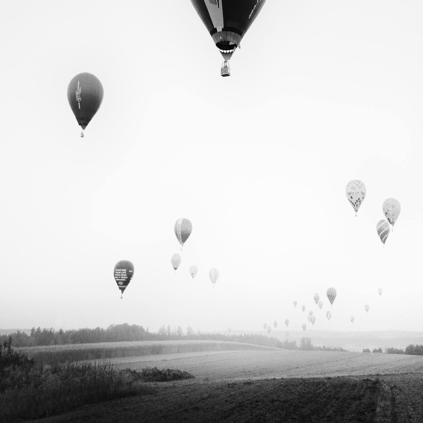 Hot Air Ballon, Weltmeisterschaft, Schwarz-Weiß-Fotografie, limitierte Auflage im Angebot 3