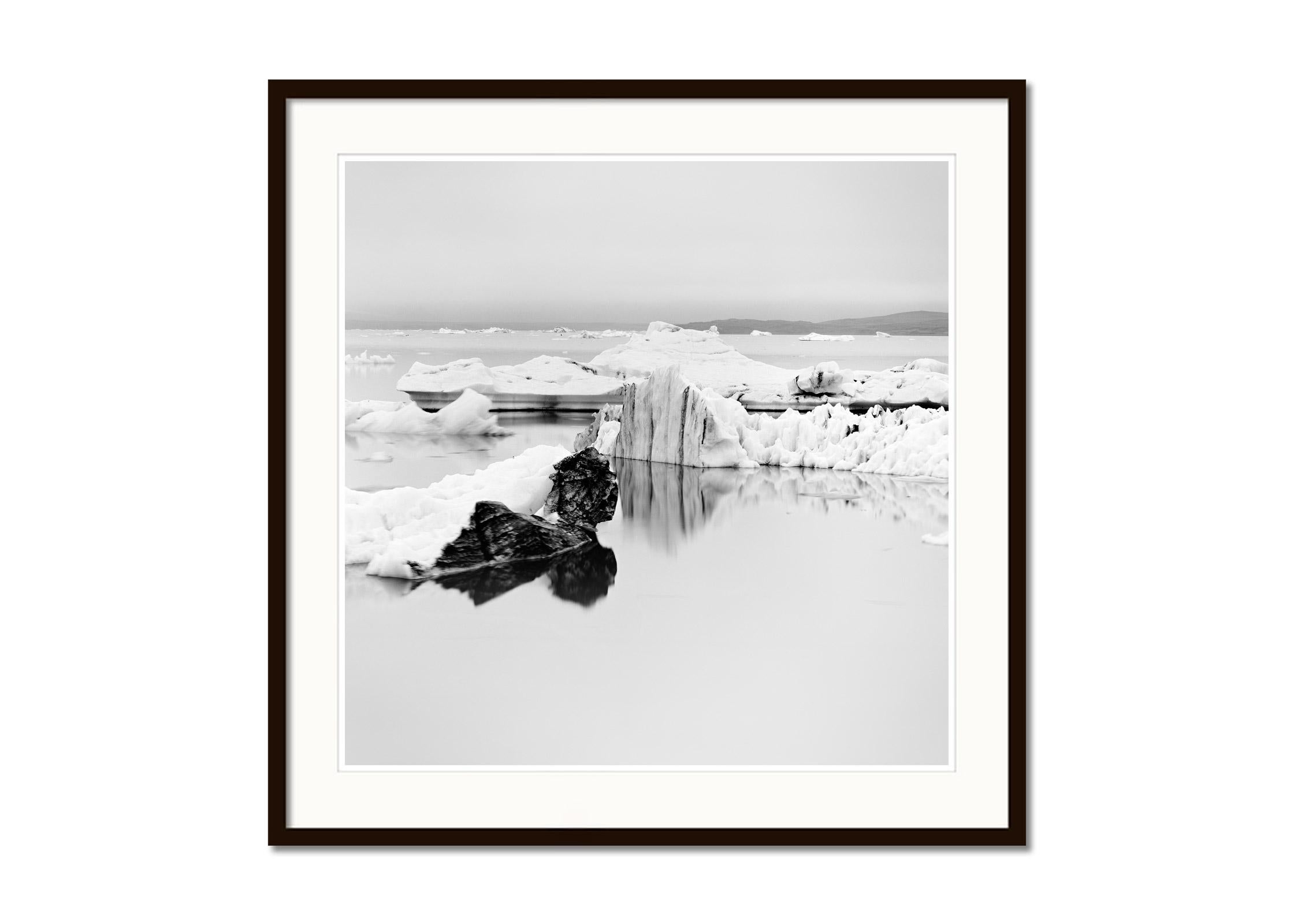 Schwarz-Weiß-Fotografie mit Langzeitbelichtung für Wasserlandschaften - Landschaftsfotografie. Pigmenttintendruck in einer limitierten Auflage von 9 Exemplaren. Alle Drucke von Gerald Berghammer werden auf Bestellung in limitierter Auflage auf
