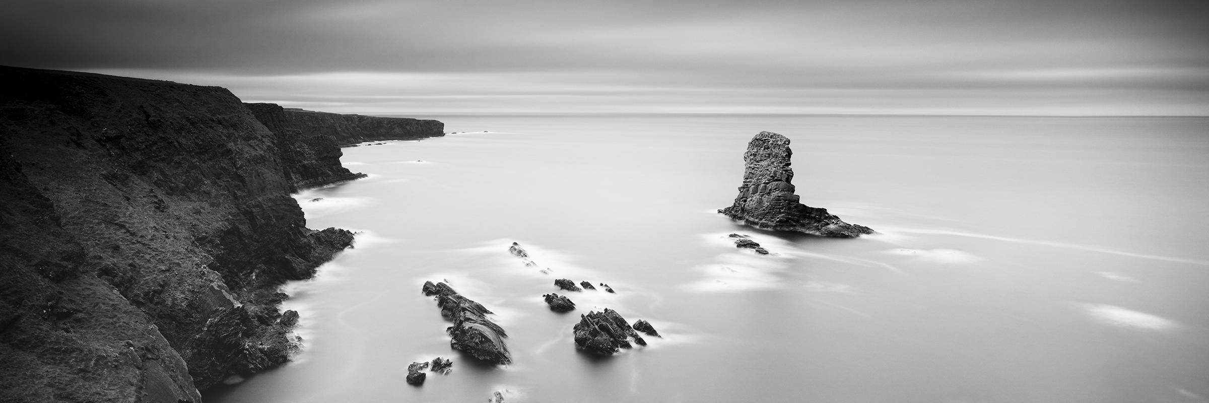 Panorama de la côte irlandaise, Irlande, photographie noir et blanc, paysage, beaux-arts