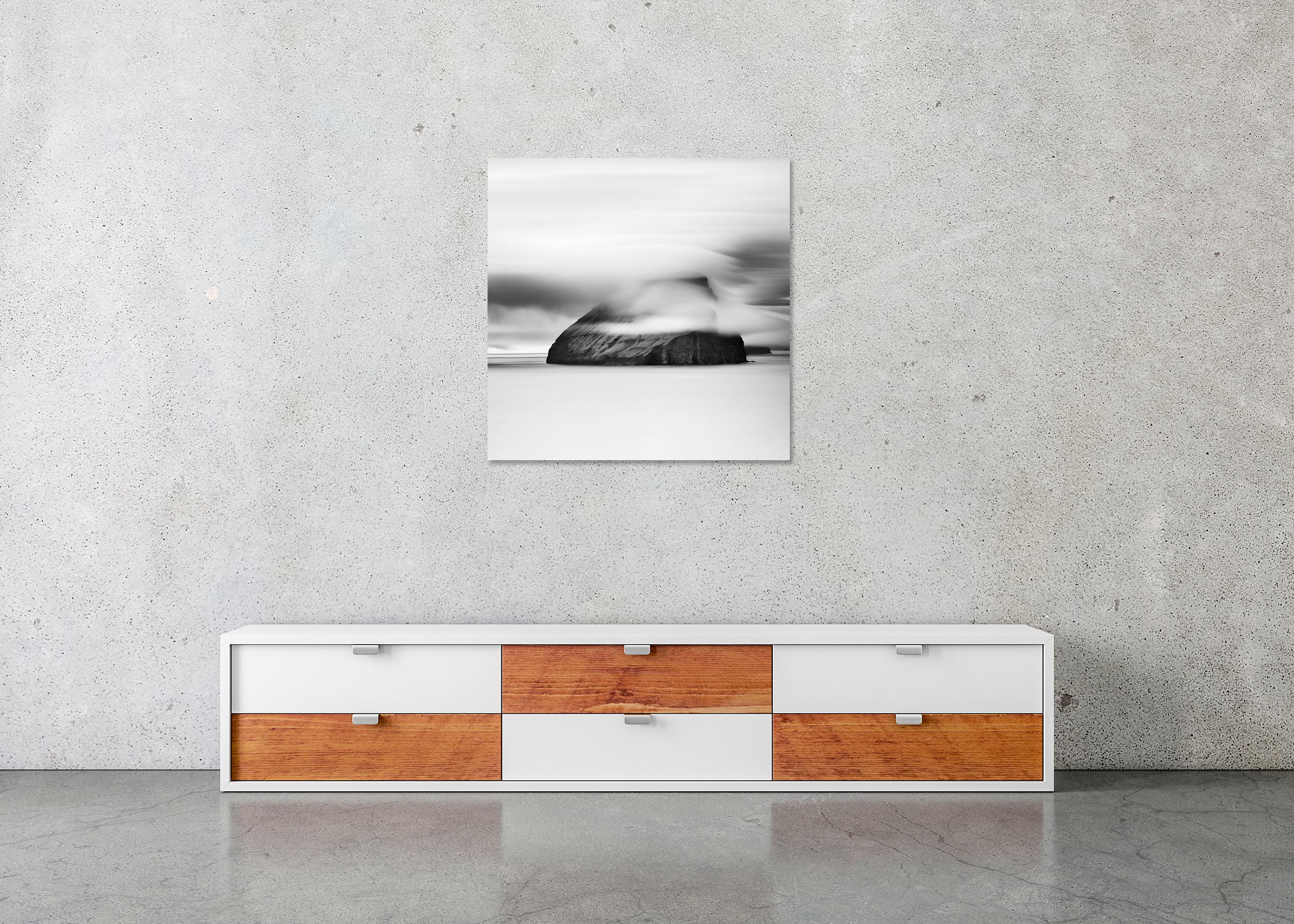 Koltur Insel Sandavagur Große Wolken Färöer Inseln im Angebot 4