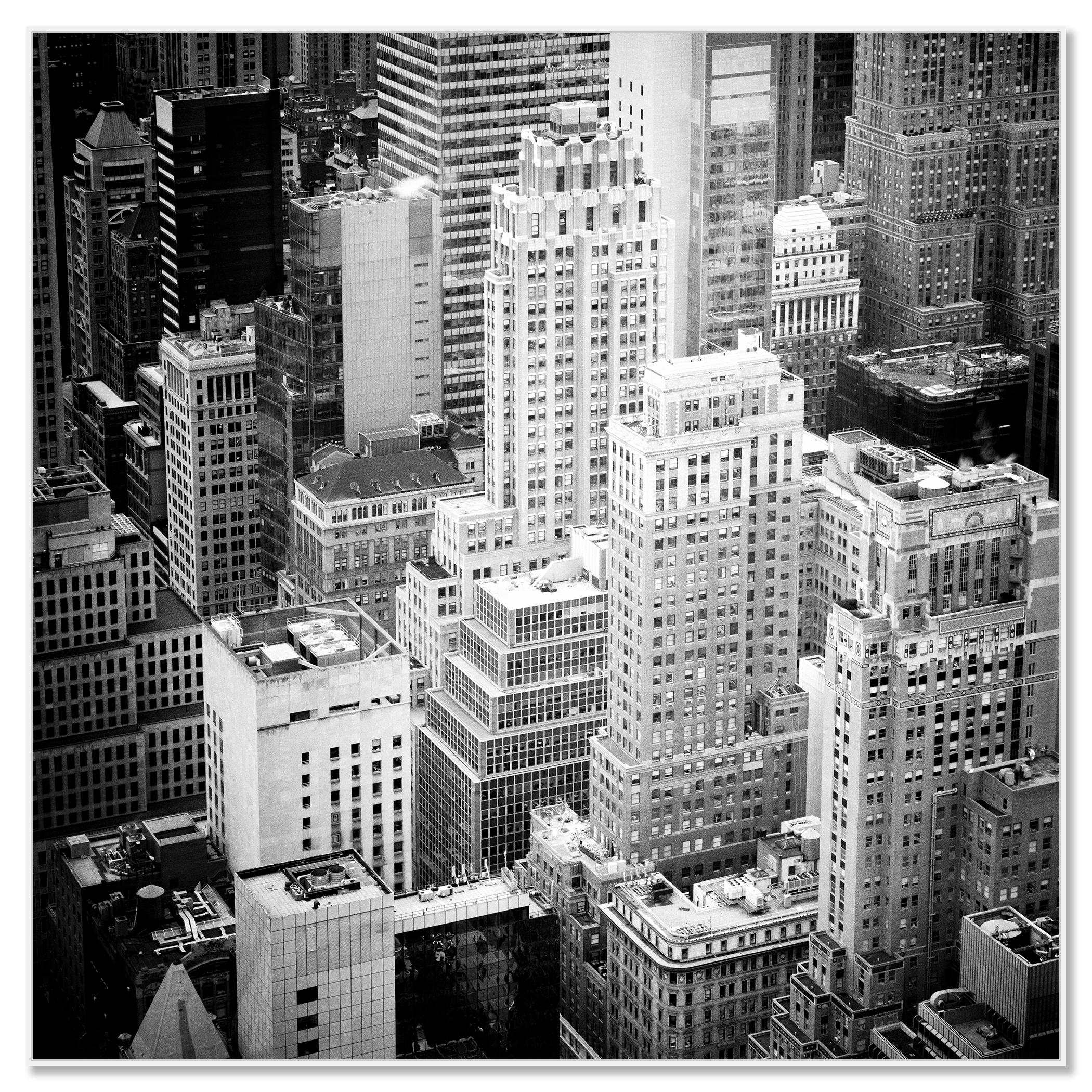 Manhattan, Nueva York, EE.UU., fotografía en blanco y negro, edición limitada - Photograph Contemporáneo de Gerald Berghammer