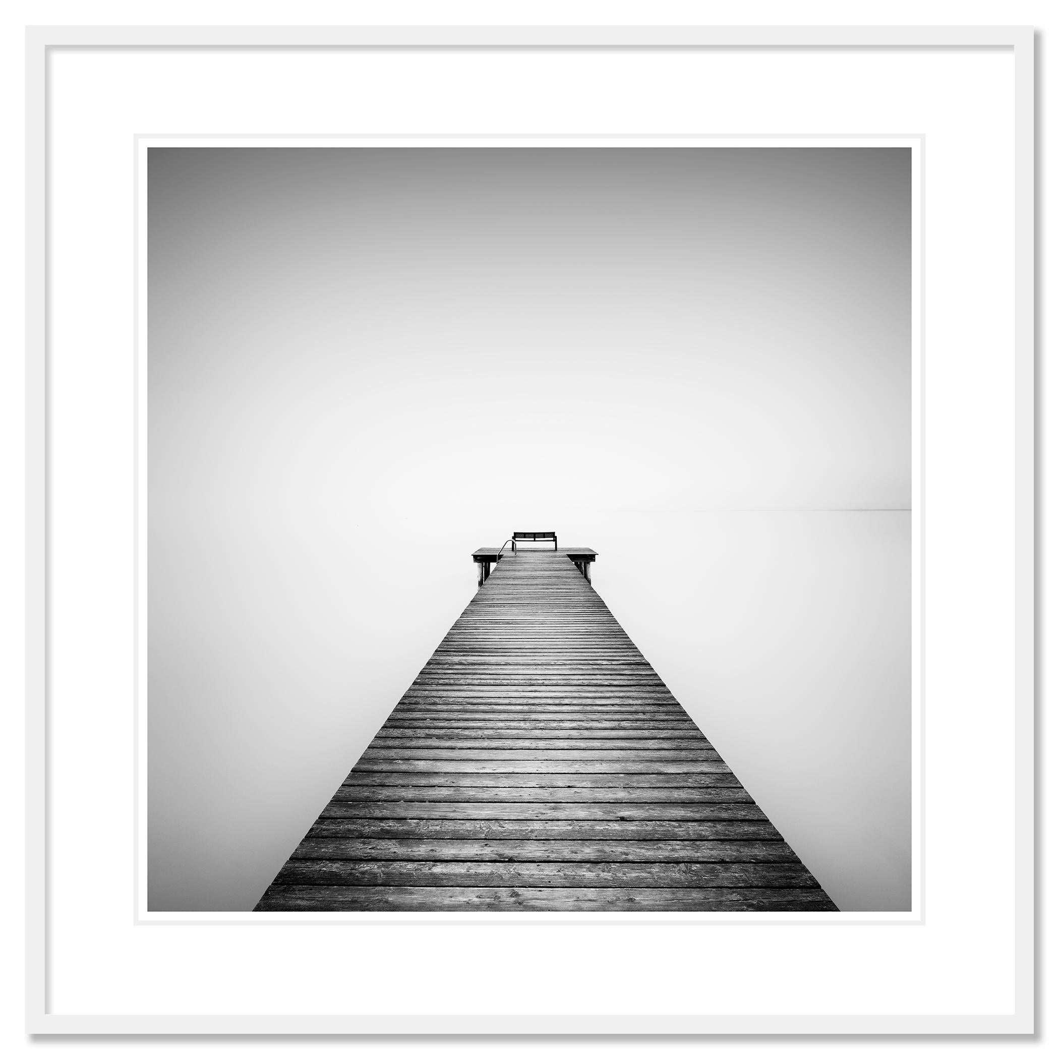 Pier, Lake, Silent Morning, monochrome minimalistische Fotografie, limitierte Auflage im Angebot 1