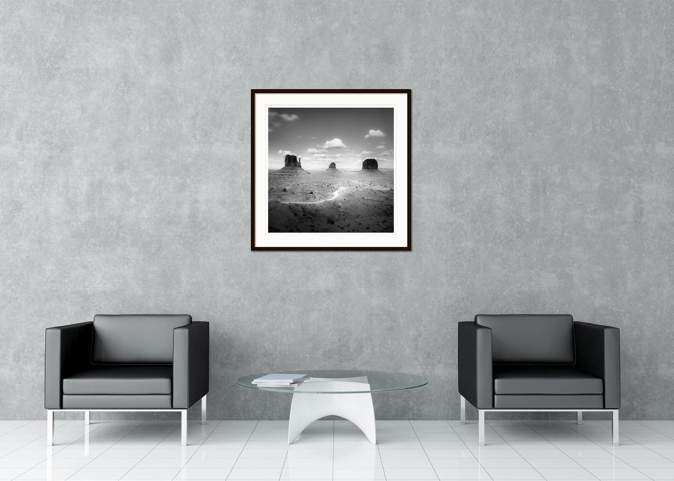 Photographie de paysage en noir et blanc. Tirage à l'encre pigmentaire d'archives faisant partie d'une édition limitée à 9 exemplaires. Tous les tirages de Gerald Berghammer sont réalisés sur commande en édition limitée sur papier baryté Hahnemuehle