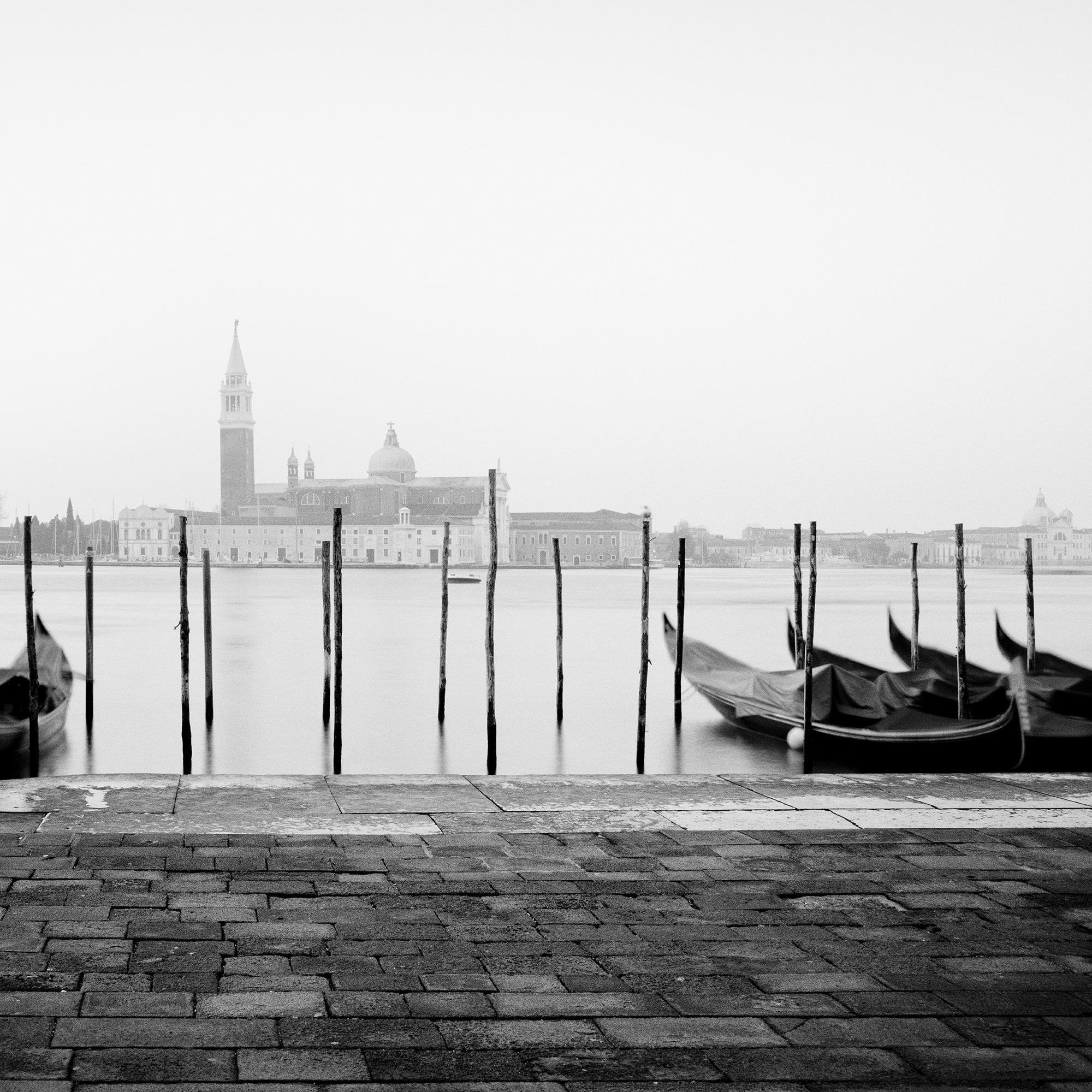Más Espacio Libre, Basílica de Venecia, fotografía en blanco y negro, limitada, paisaje en venta 6