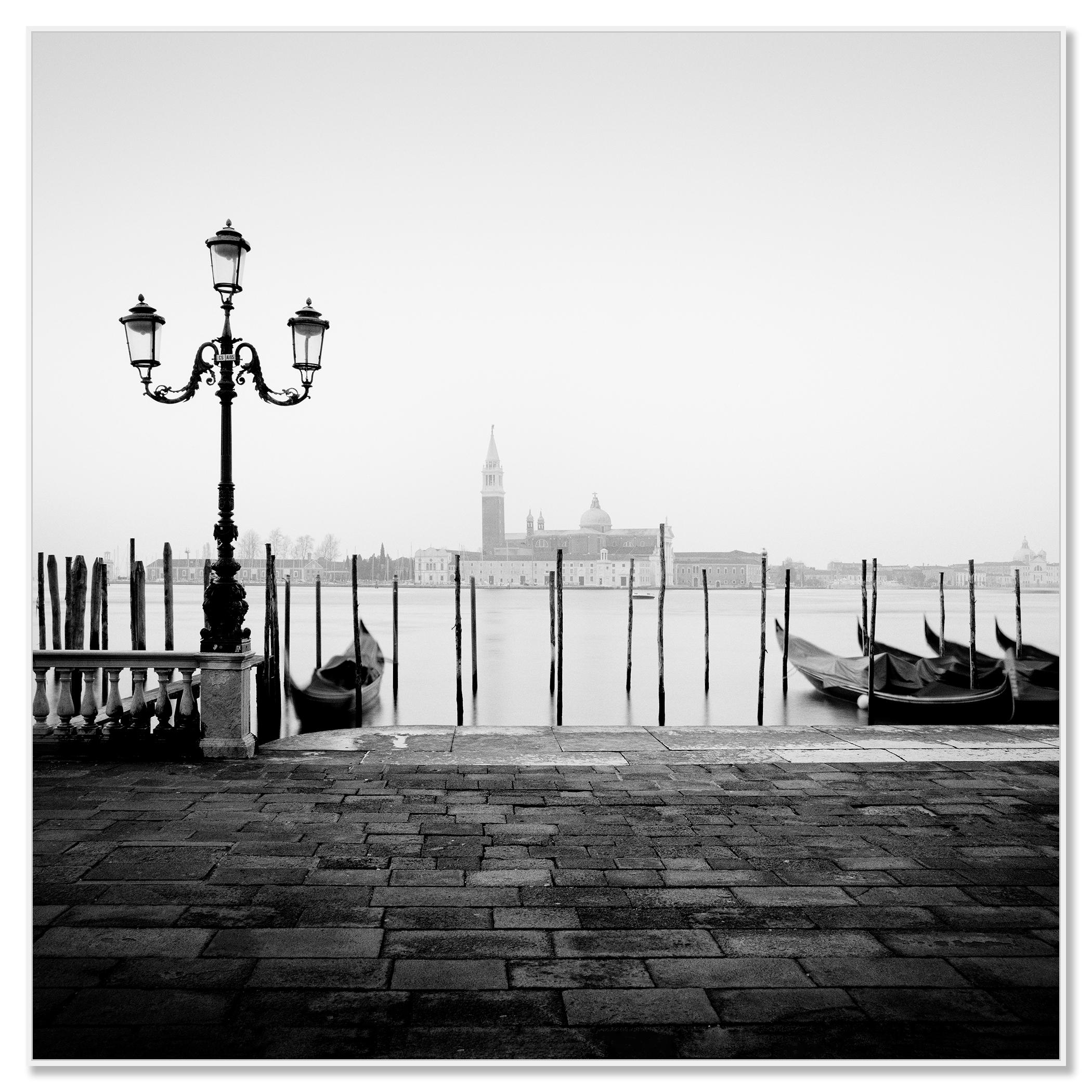 Más Espacio Libre, Basílica de Venecia, fotografía en blanco y negro, limitada, paisaje - Photograph Contemporáneo de Gerald Berghammer