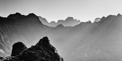 Morning Light in the Mountains, grand format Mono Photograph, édition limitée