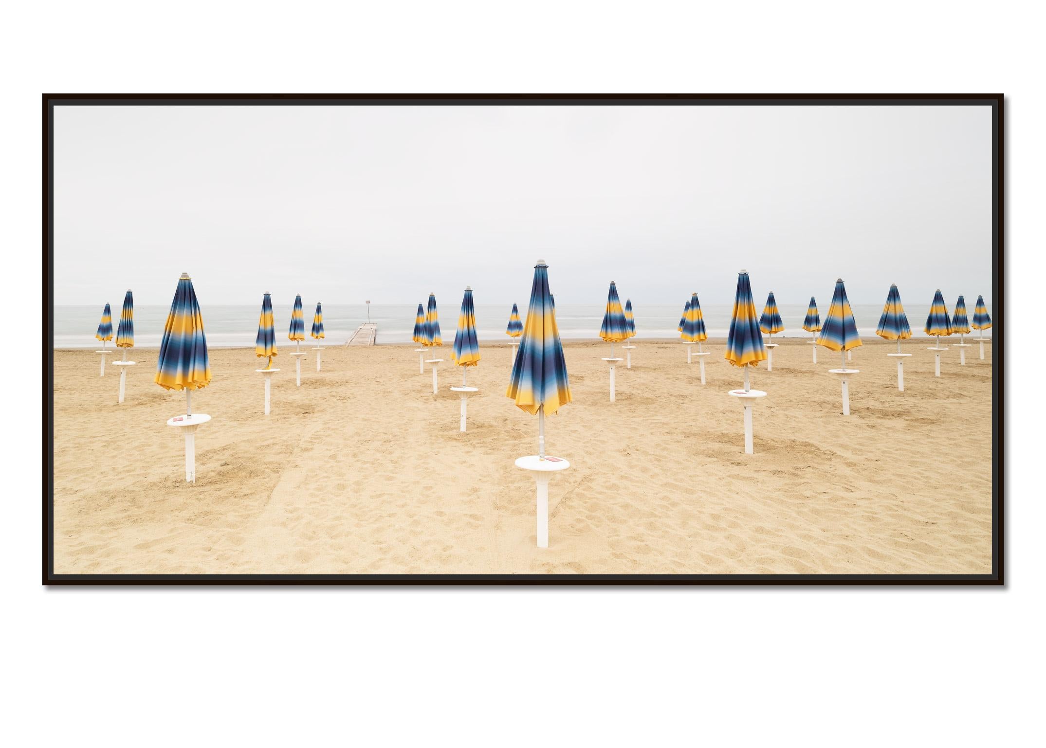 Morning Mood on the Beach, grande photographie en couleur, édition limitée, paysage - Photograph de Gerald Berghammer