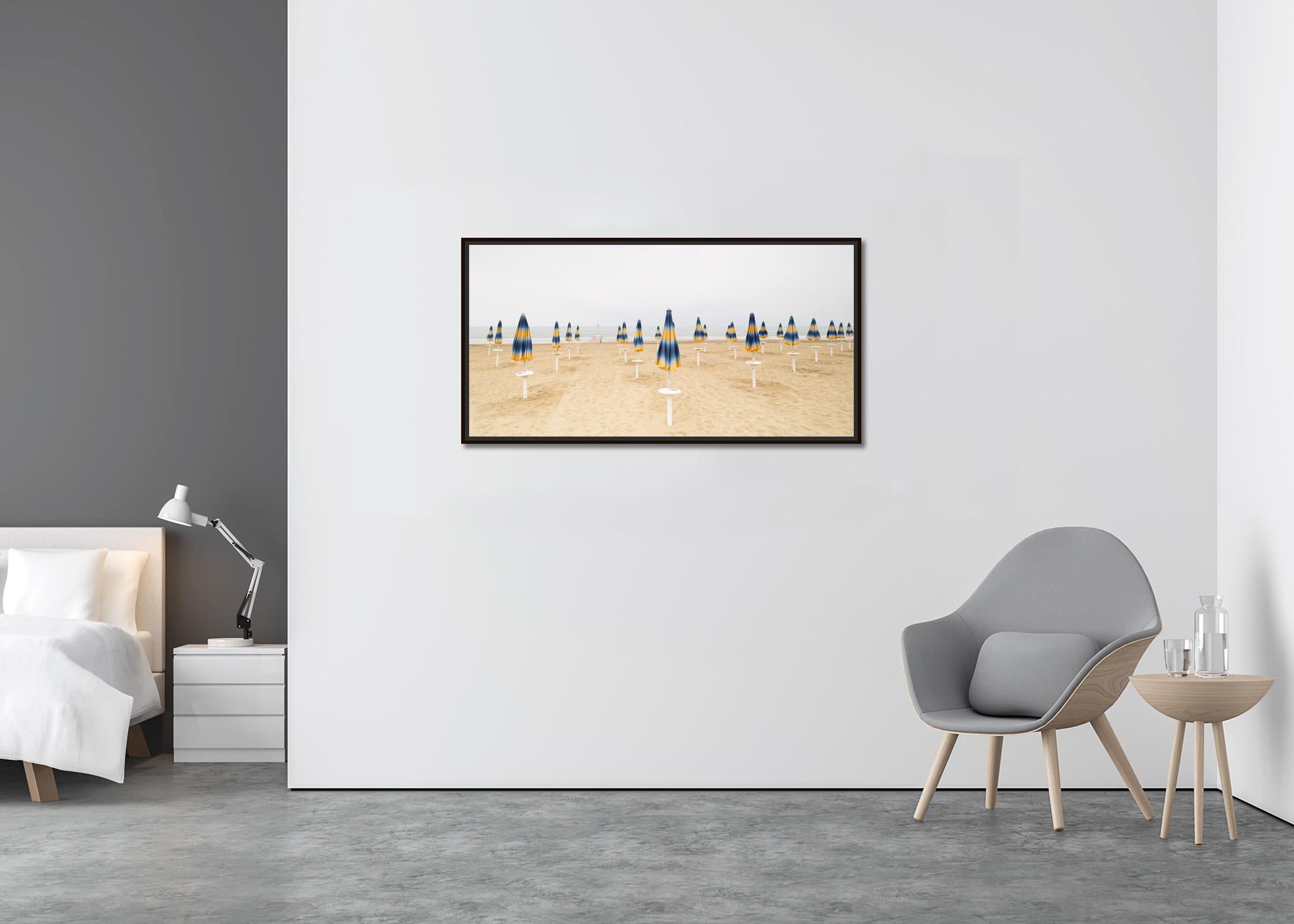 Morning Mood on the Beach, grande photographie en couleur, édition limitée, paysage - Contemporain Photograph par Gerald Berghammer